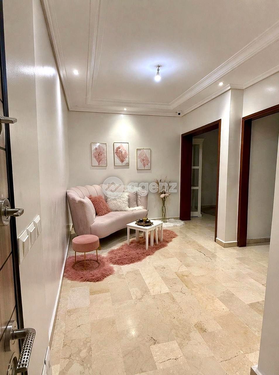 Authentique Appartement de 2 chambres à vendre à Val Fleurie — 2
