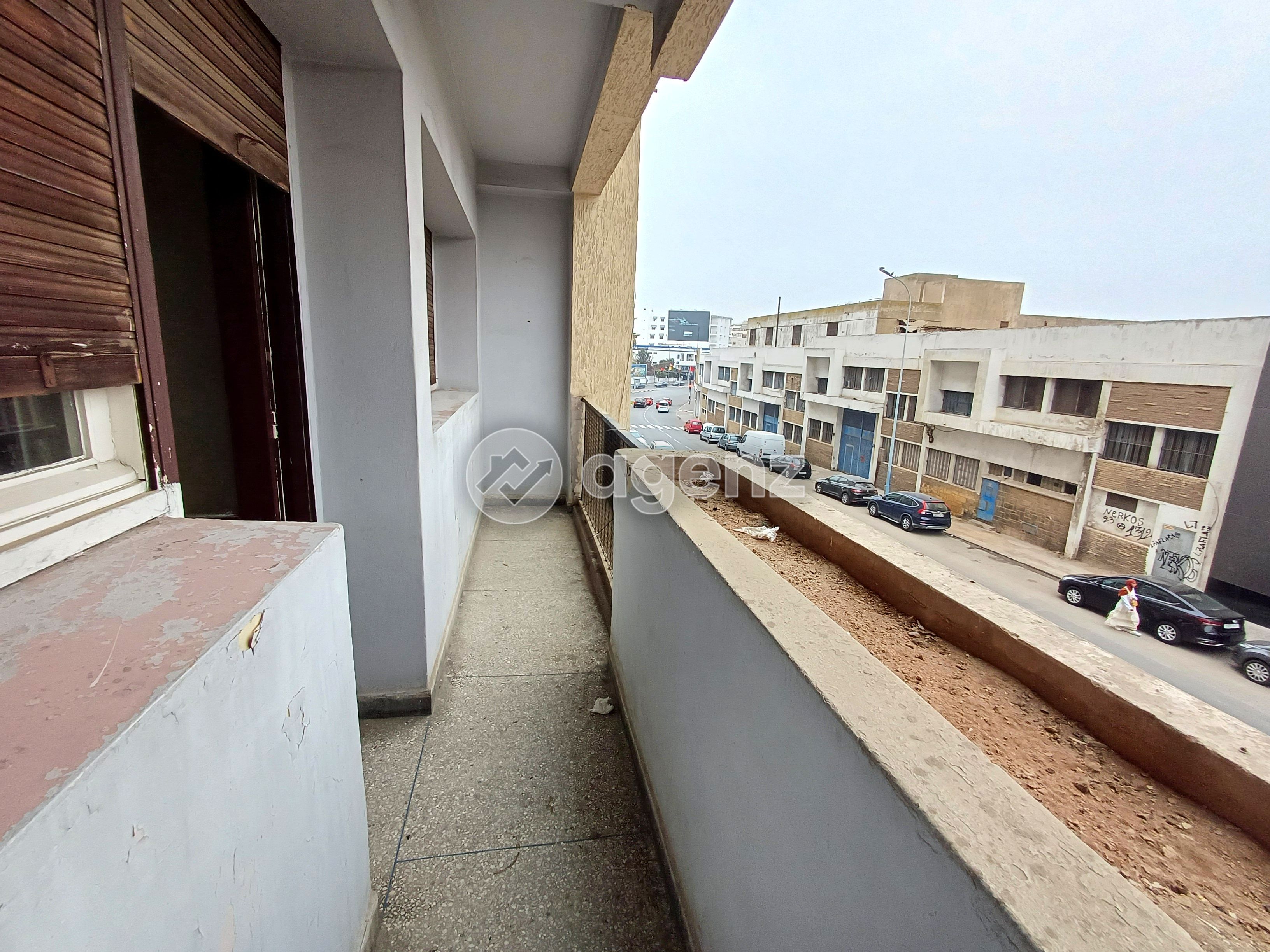 APPARTEMENT FAMILIAL SPACIEUX ET LUMINEUX AU CŒUR DE ROCHE NOIRE  — 5