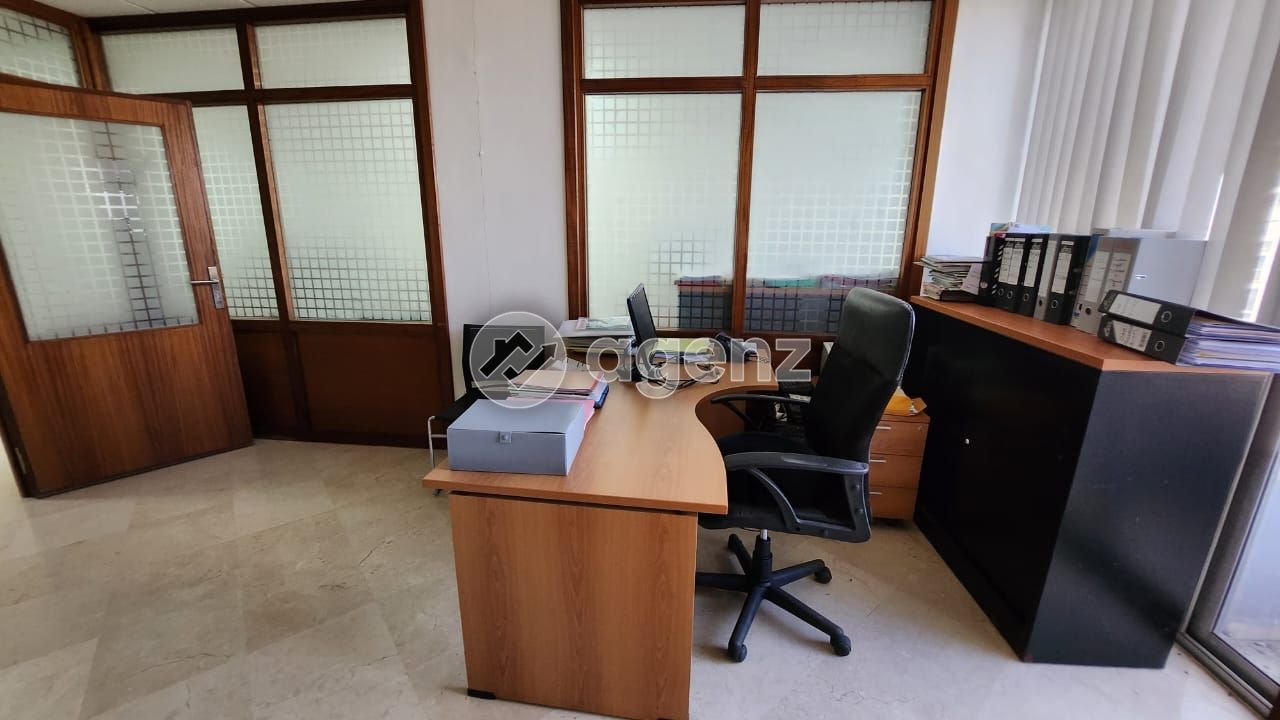 Bureau — Casablanca — 2