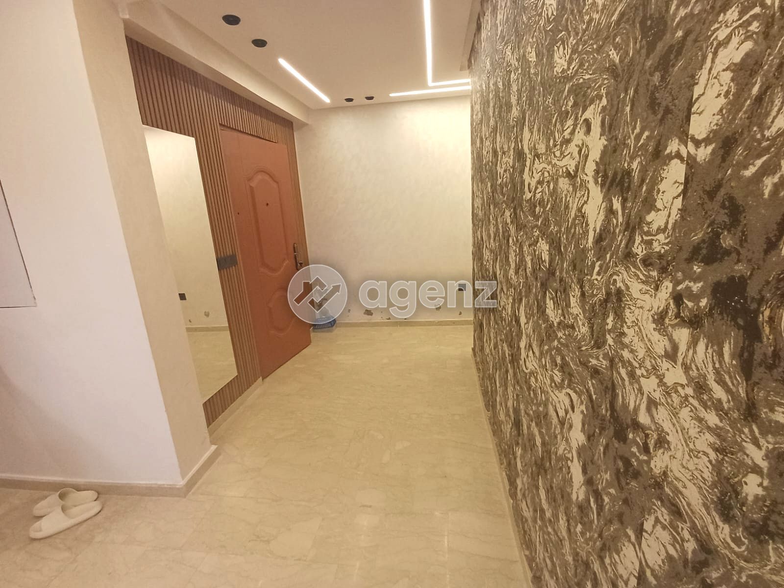 APPARTEMENT 99 M² À AÏN SEBAÂ — 4