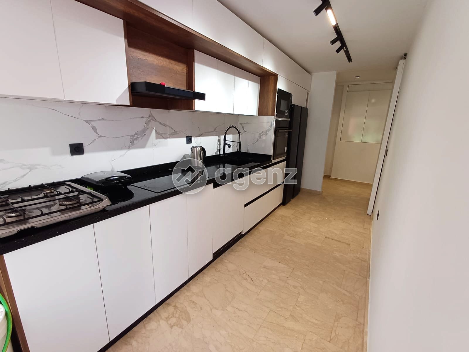 APPARTEMENT 99 M² À AÏN SEBAÂ — 3