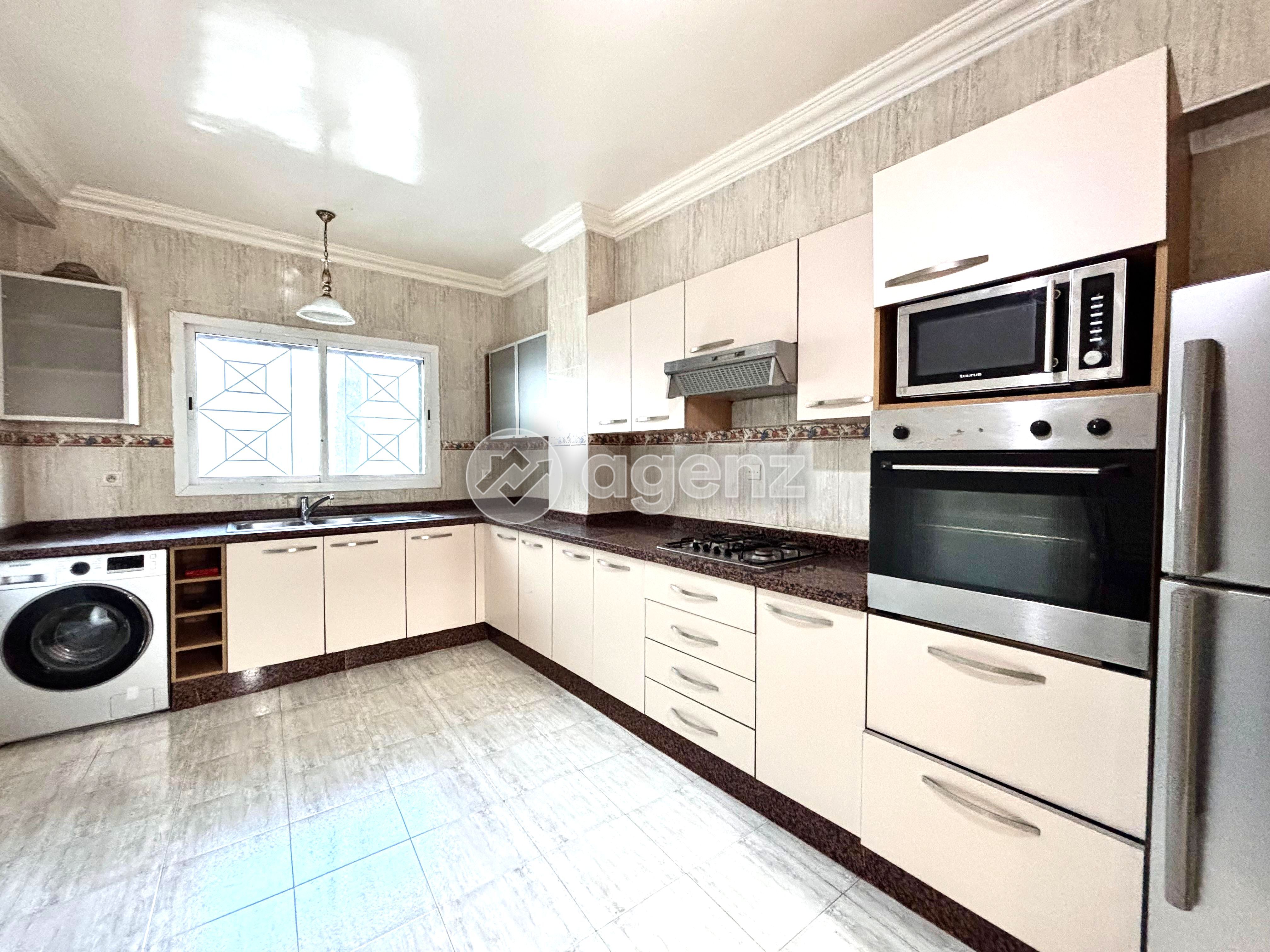 Exceptionnel Appartement de 140 m² à louer à Ain Diab — 3