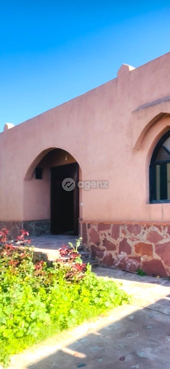 Vila à personnaliser de 4 chambres à vendre