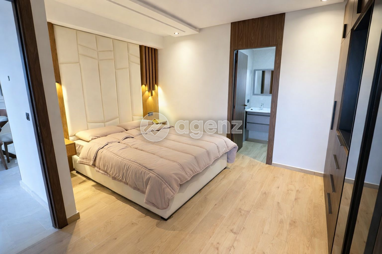 Splendide Appartement de 2 chambres à vendre à Victoria — 3