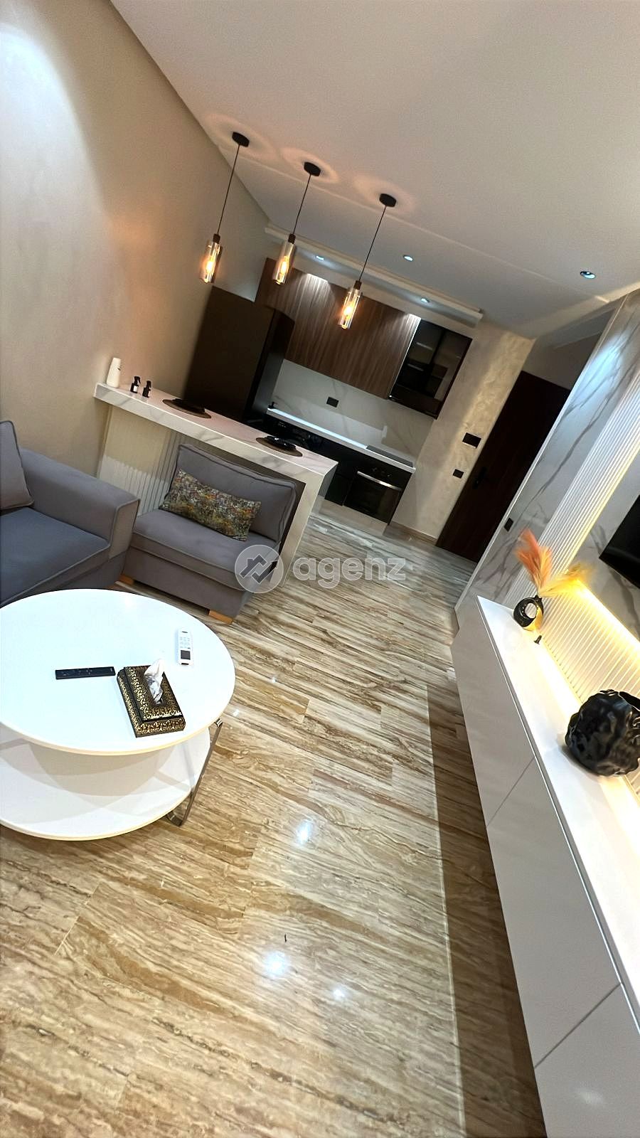 Appartement à louer à Belvédère — 3