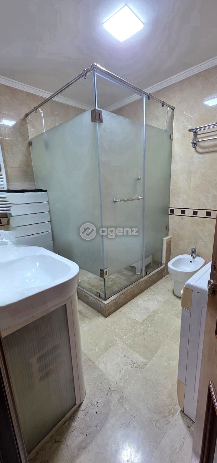 Appartement spacieux - Finitions soignées — 3