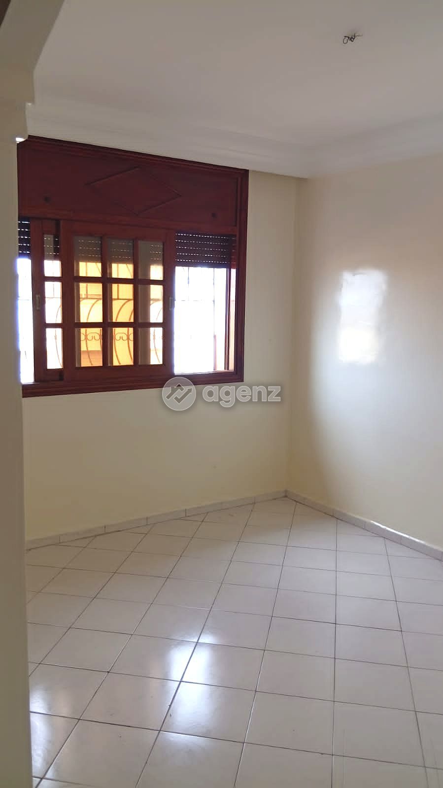 Charmant Appartement de 2 chambres à louer à Beausite — 3