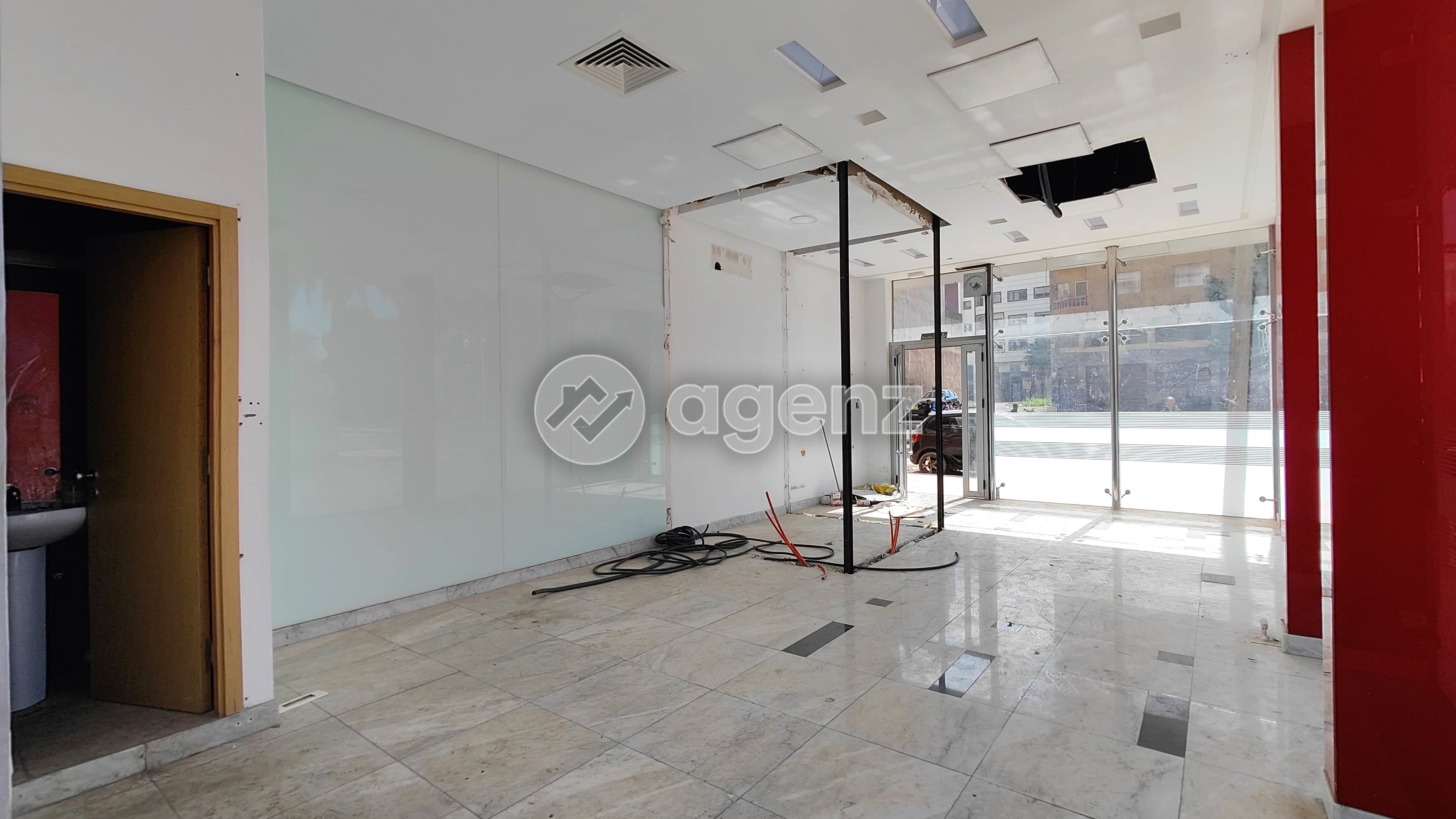 Local commercial de 150 m² à Madina Jadida - Casablanca — 2
