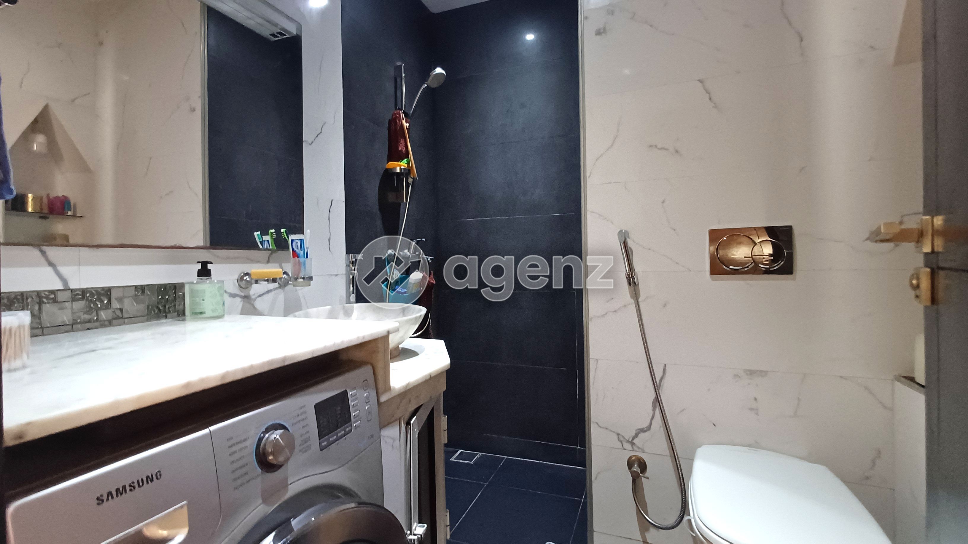 VIVEZ À BOURGOGNE OUEST – APPARTEMENT AGRÉABLE ET FONCTIONNEL — 5