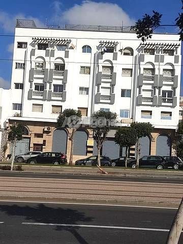 à saisir : 440m² grand local commercial plein blvd mohamed 6 — 2