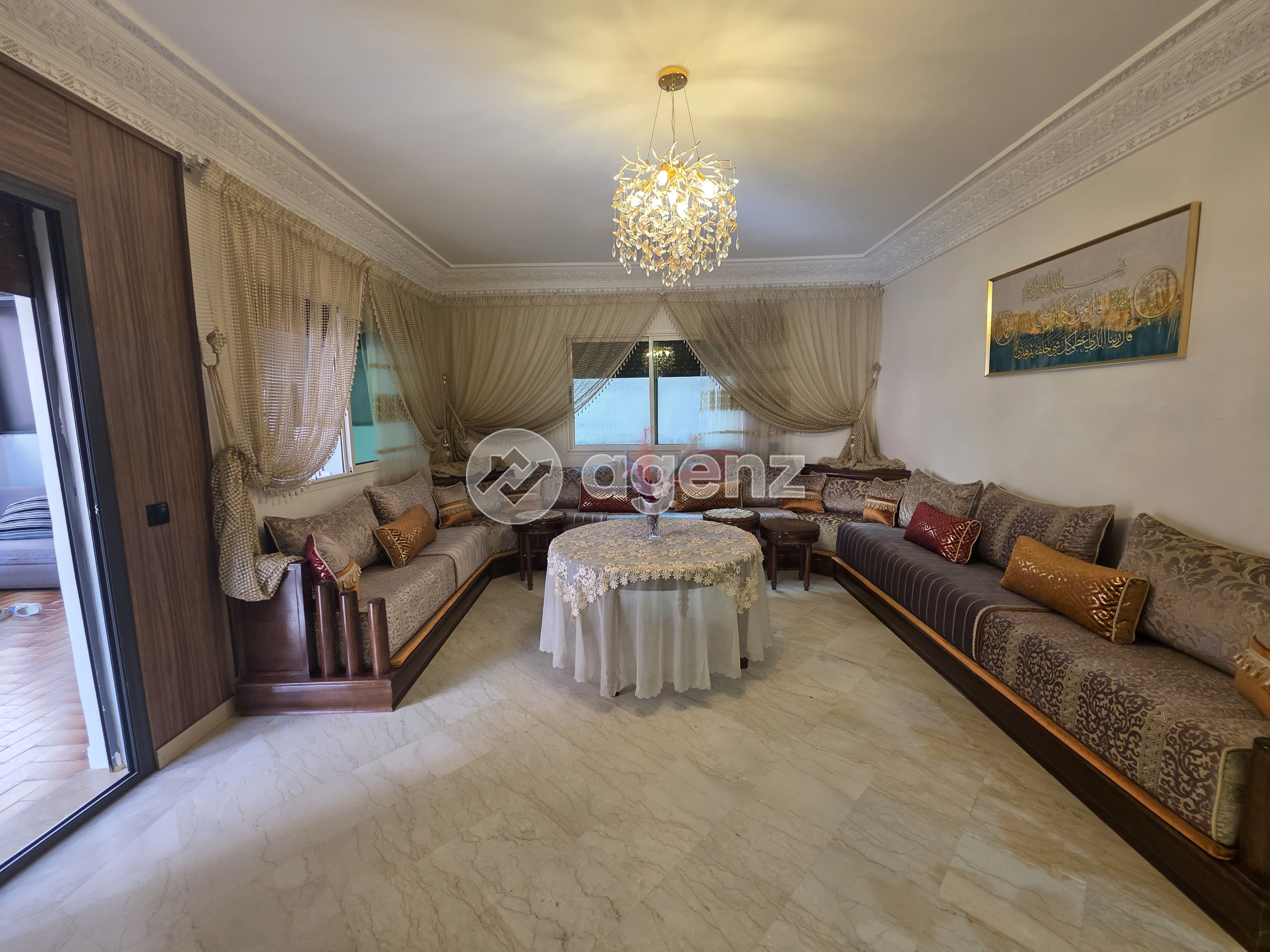 Vidéo de Appartement spacieux – Refait à neuf avec goût à Camp Al Ghoul, Marrakech | Agenz