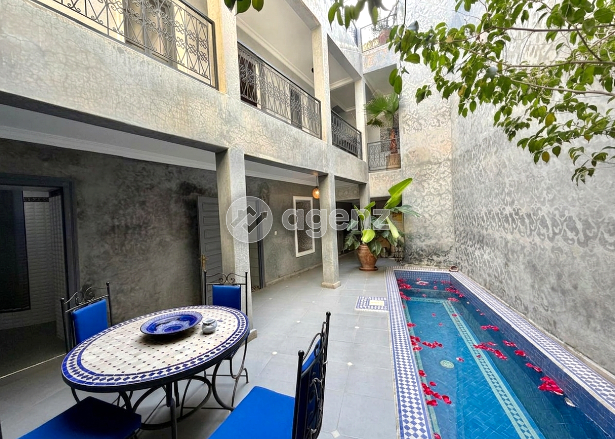 Charmant Riad Moderne de 4 Chambres à Vendre – Médina de Marrakech