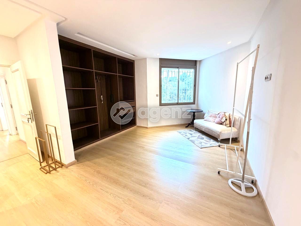 Élégant Appartement de 4 chambres à louer à Haut Agdal — 4