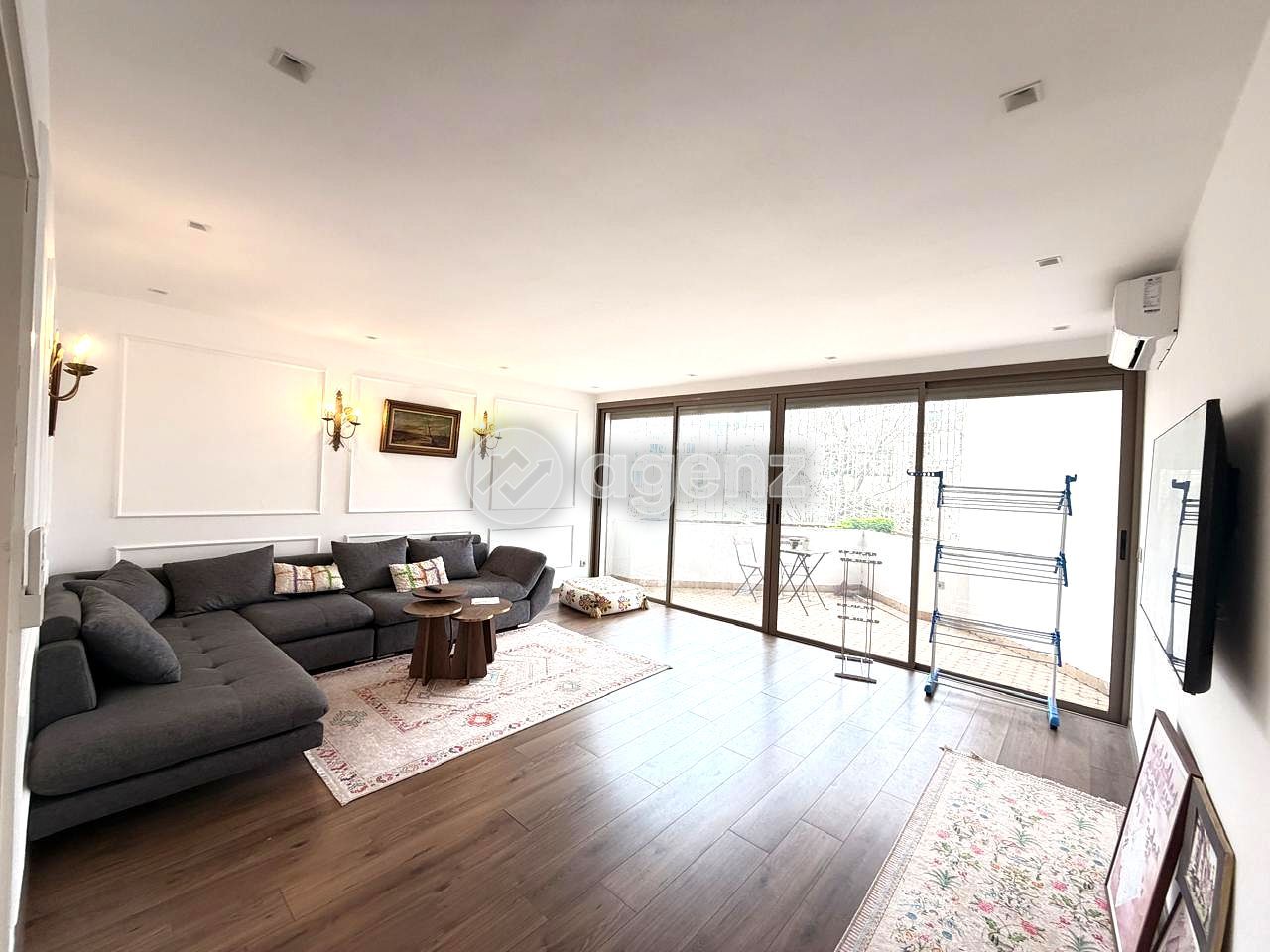 Élégant Appartement de 4 chambres à louer à Haut Agdal