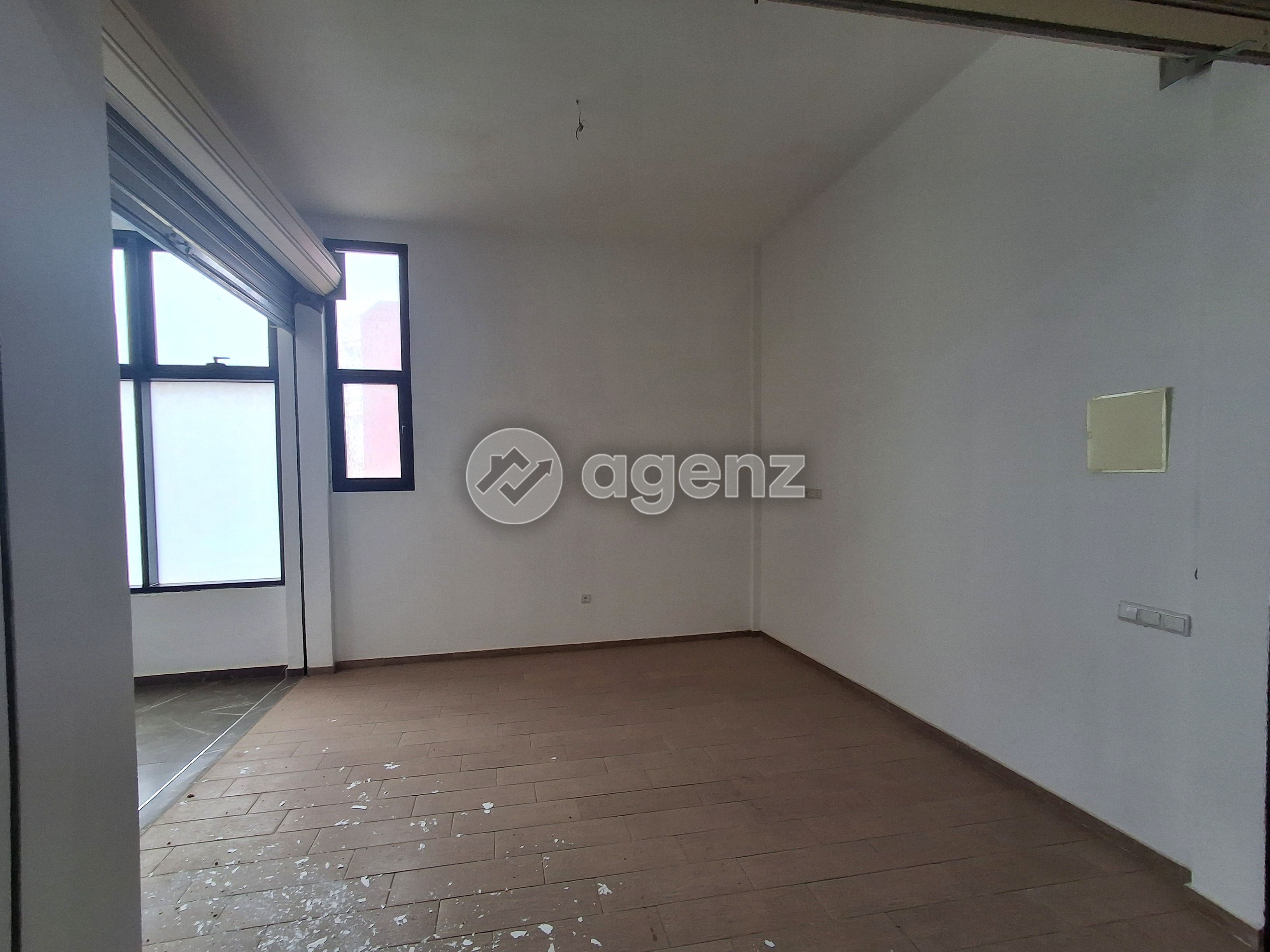 Commerce de 14 m² à Dar Bouazza - Tamaris — 4