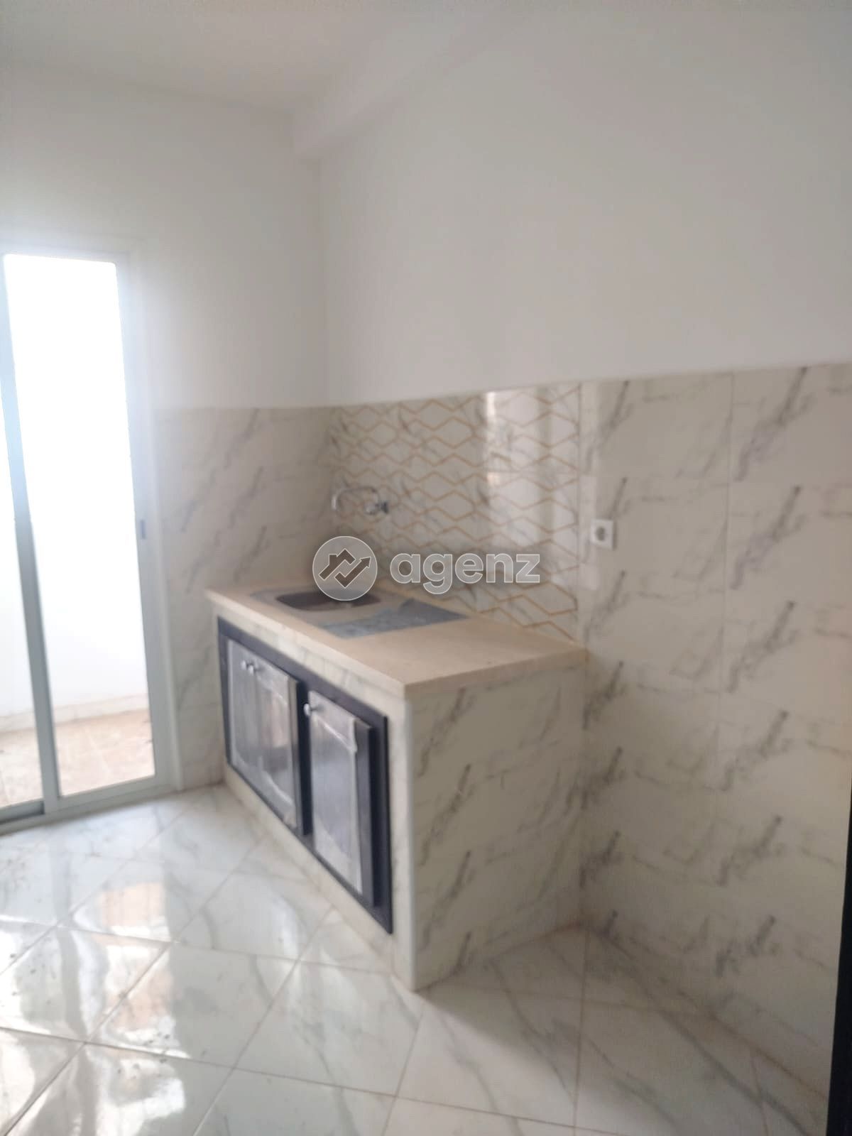 Magnifique Appartement de 3 chambres à vendre à Anassi — 3