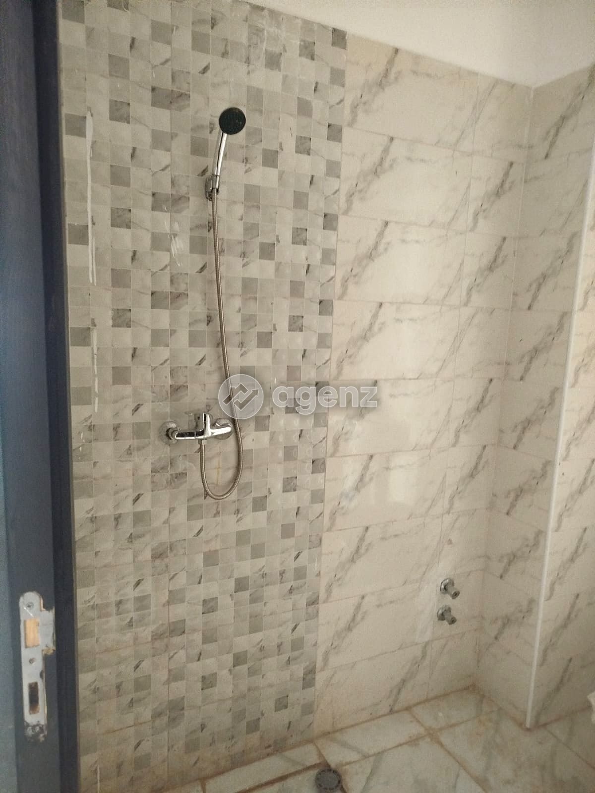 Magnifique Appartement de 3 chambres à vendre à Anassi — 5