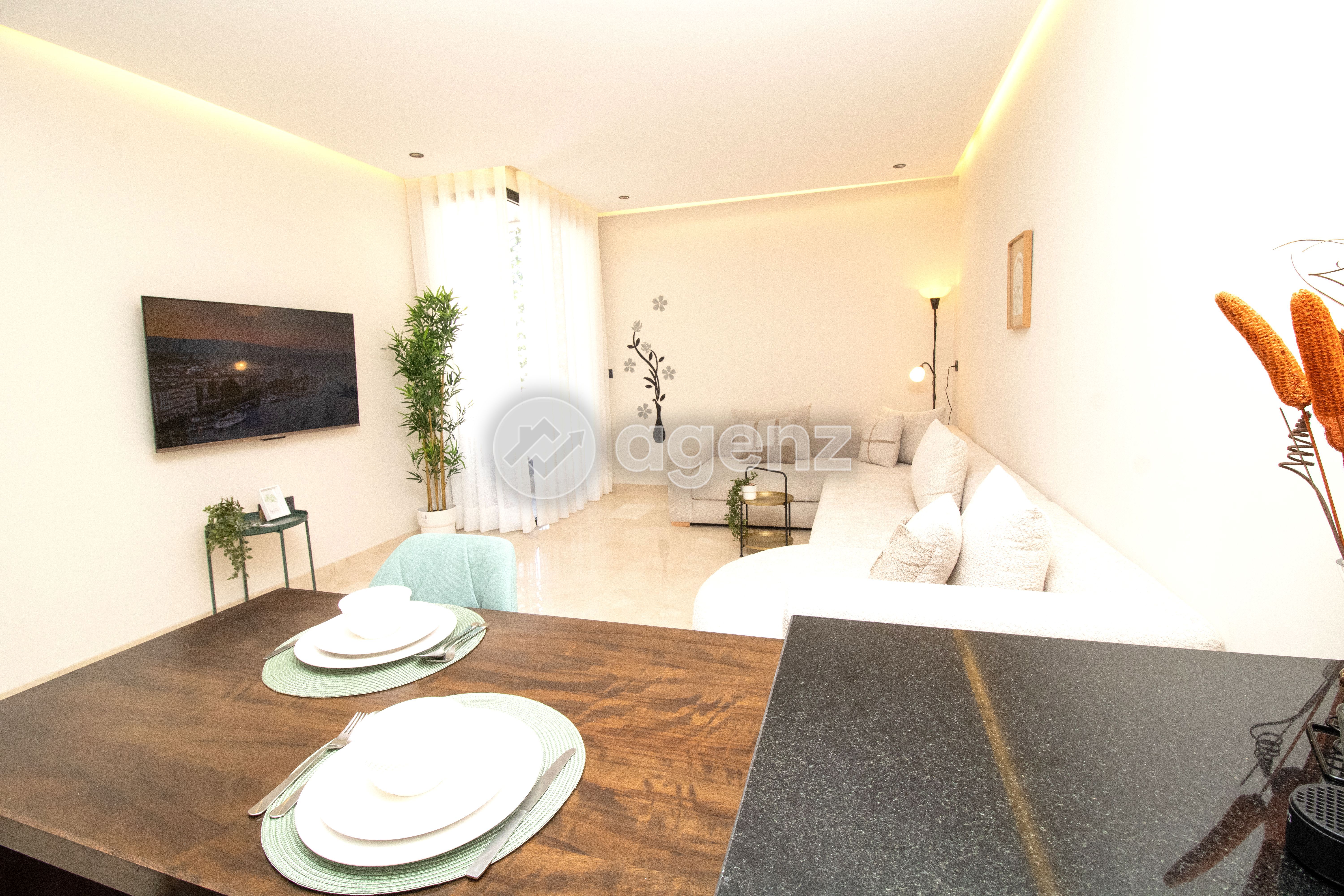 Appartement à louer à Franceville