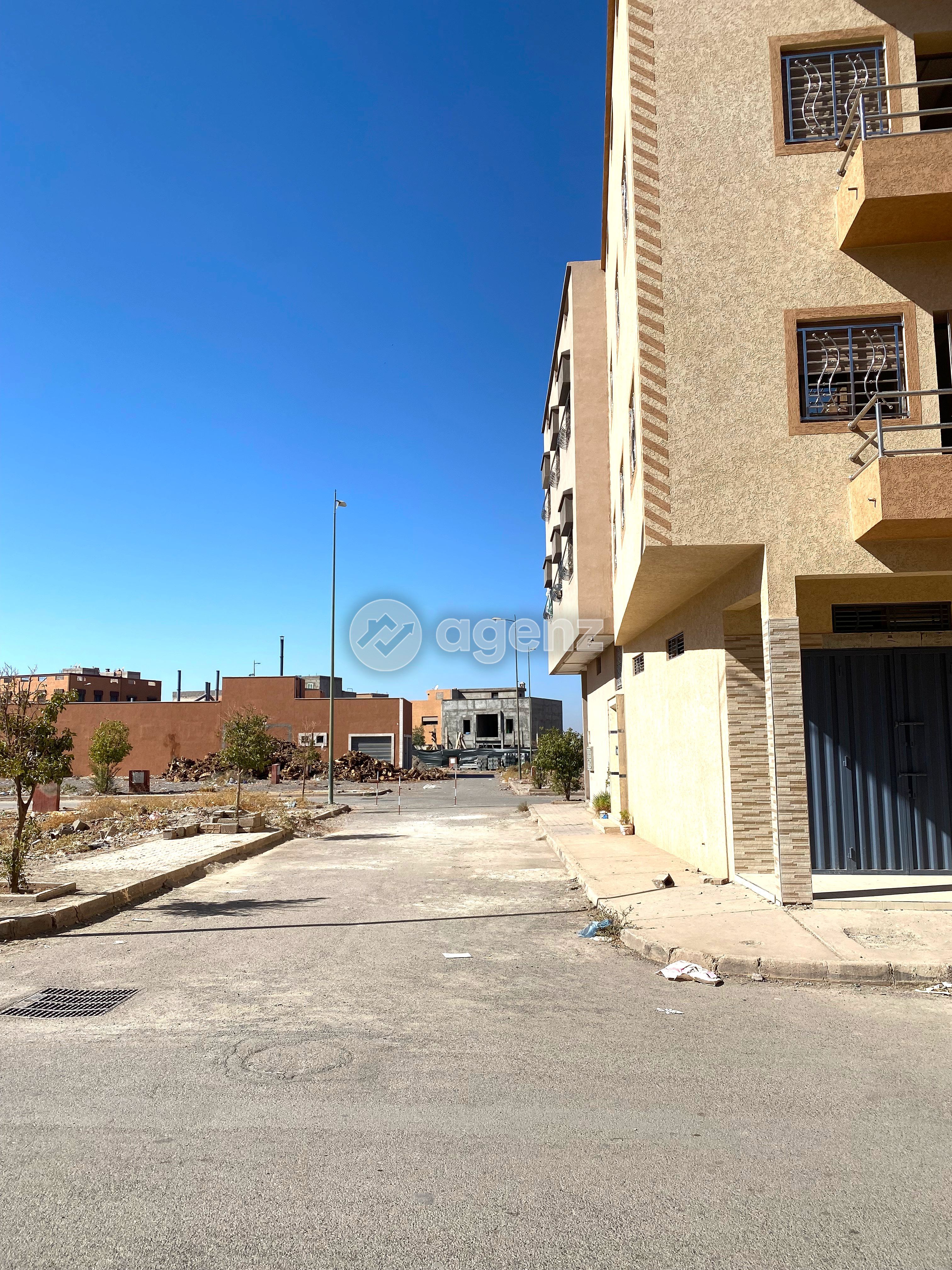 R+2 commercial Terrain à vendre à Route de l’Ourika — 4