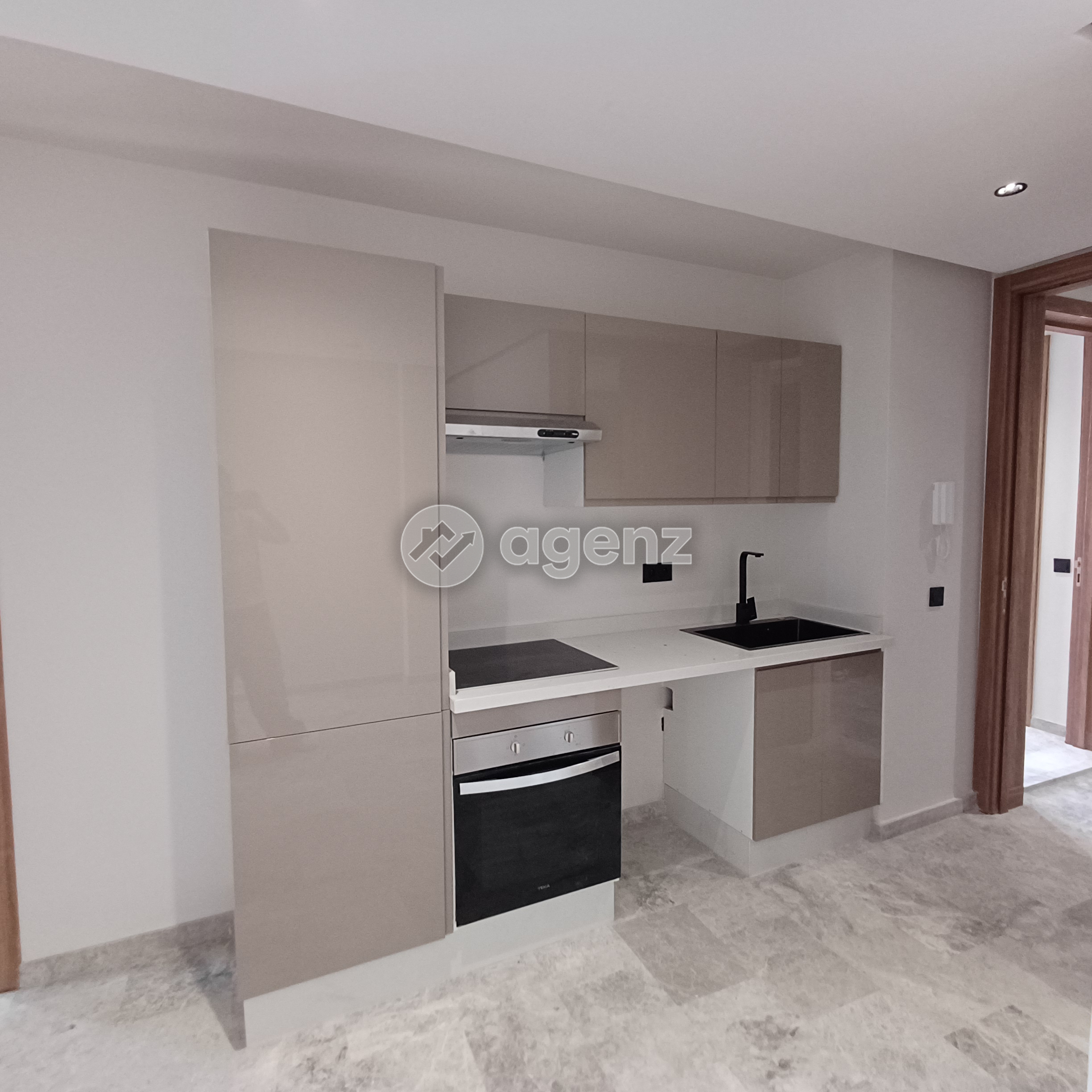 Prestigieux Appartement de 2 chambres à vendre — 4
