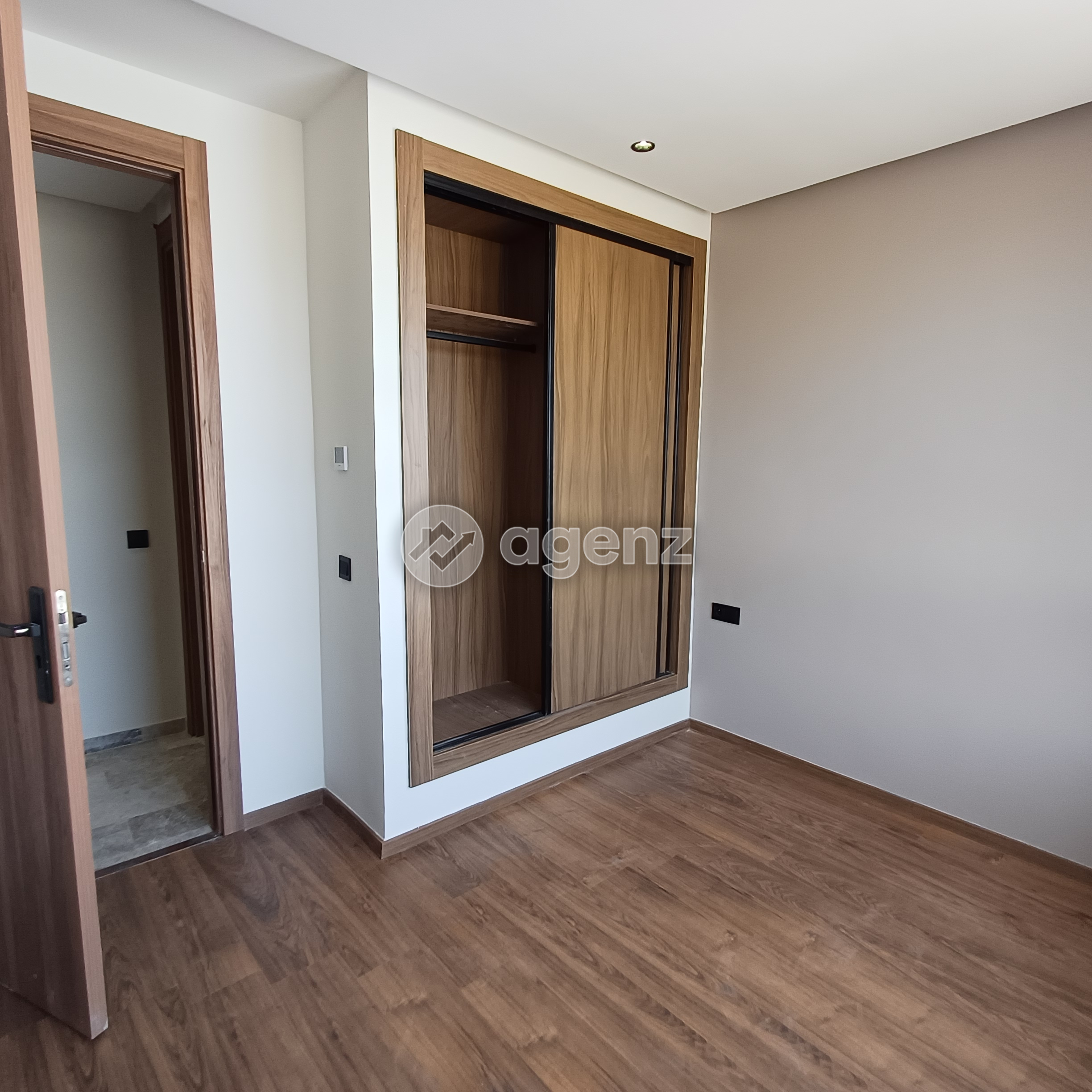 Moderne Appartement de 2 chambres à vendre — 3