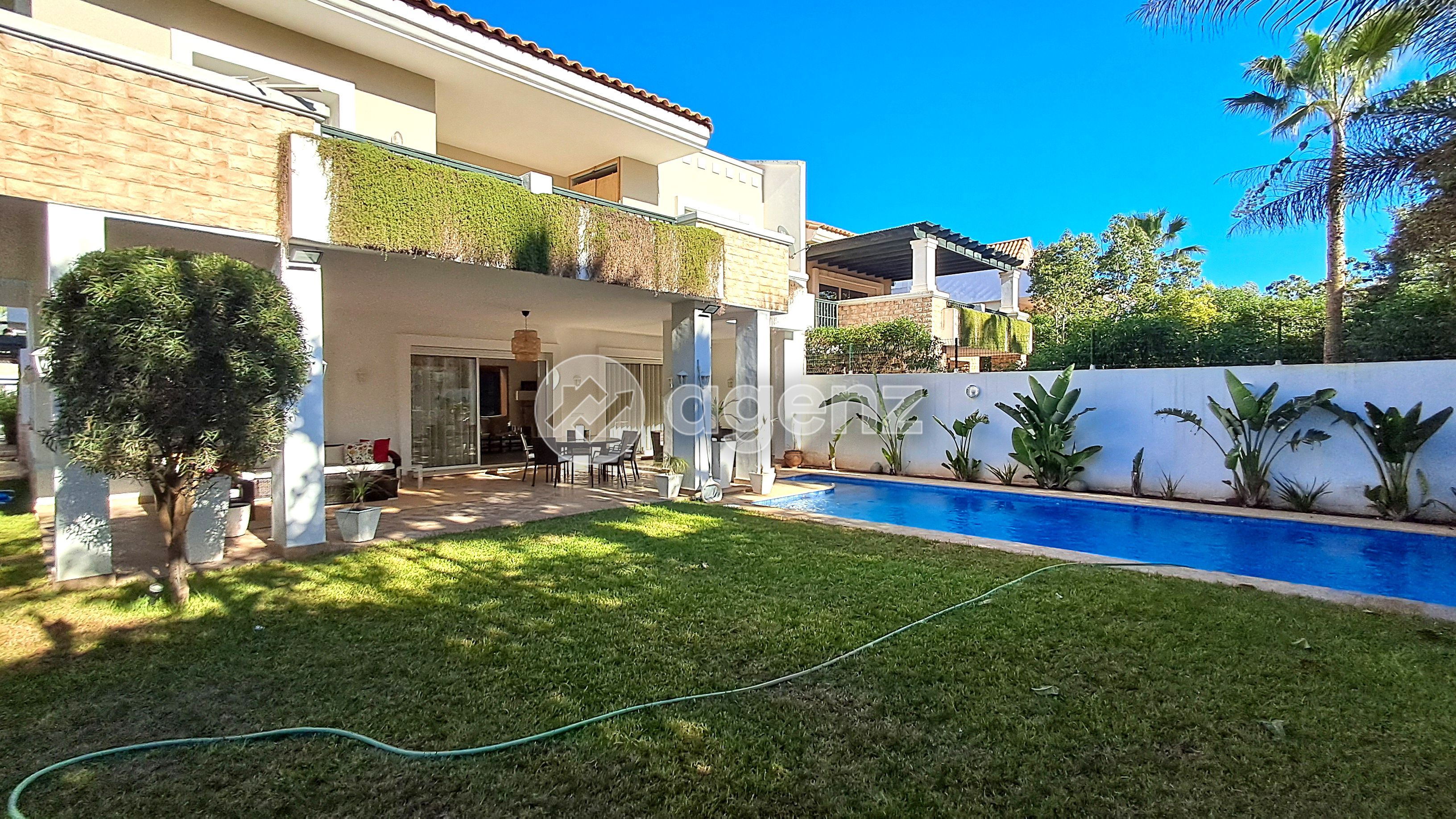 UNE VILLA MODERNE ET PARFAITEMENT ENTRETENUE — 2