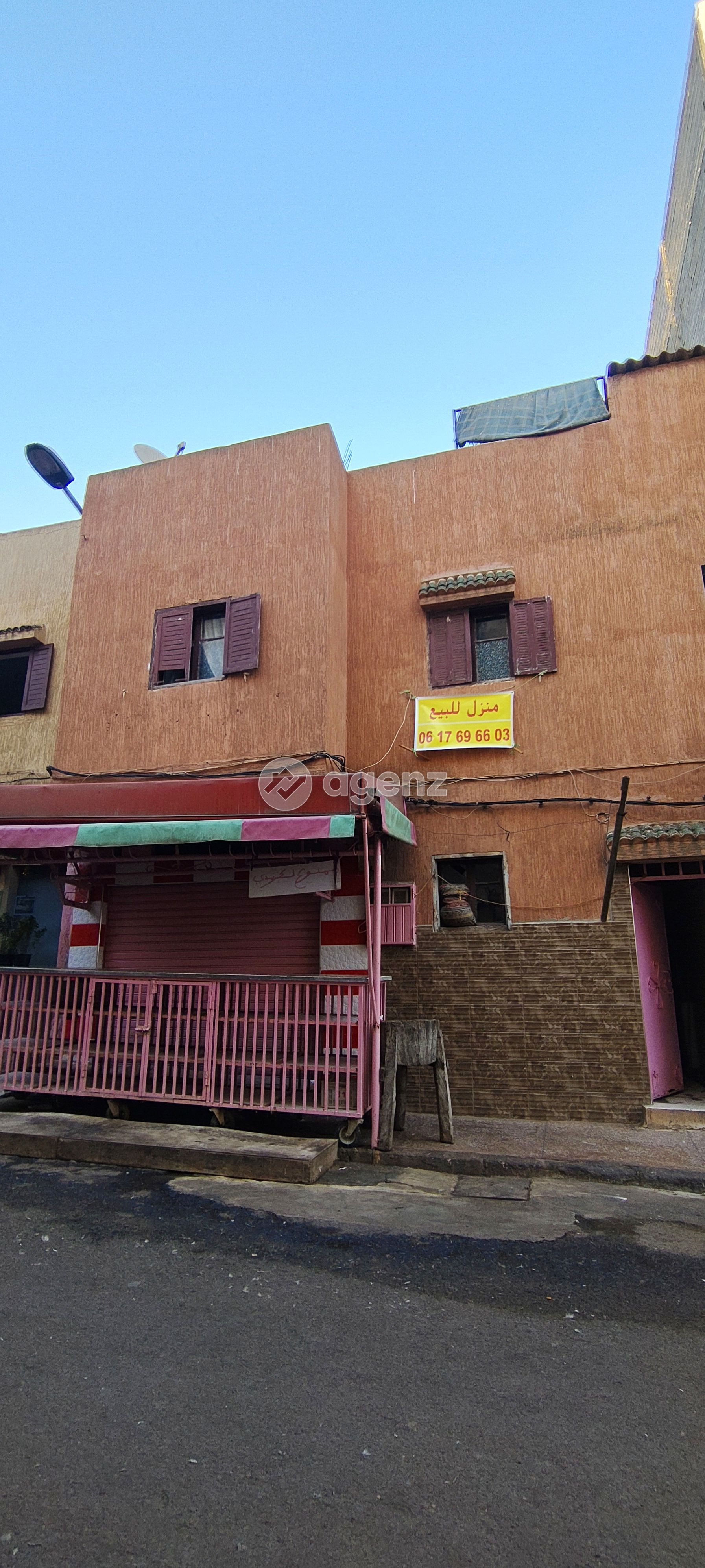 Une maison luxueuse de 3 chambres, une résidence de deux étages dans le quartier Al-Wafaq Al-Alfa. — 5