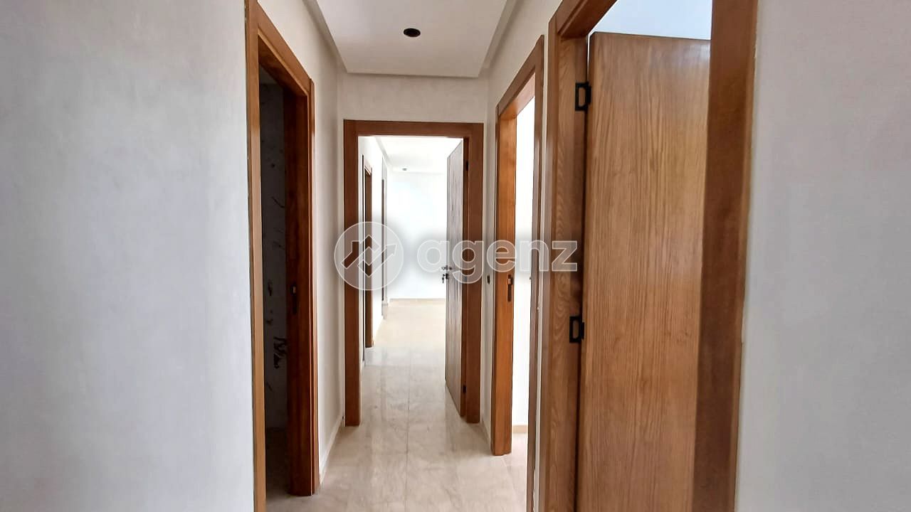 Appartement à vendre à Aïn Sebaâ — 4