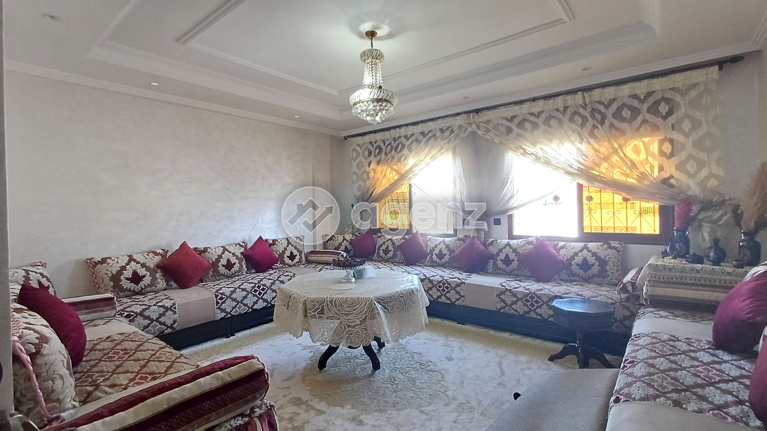Appartement à Usage habitation ou commercial vendre à Oulfa
