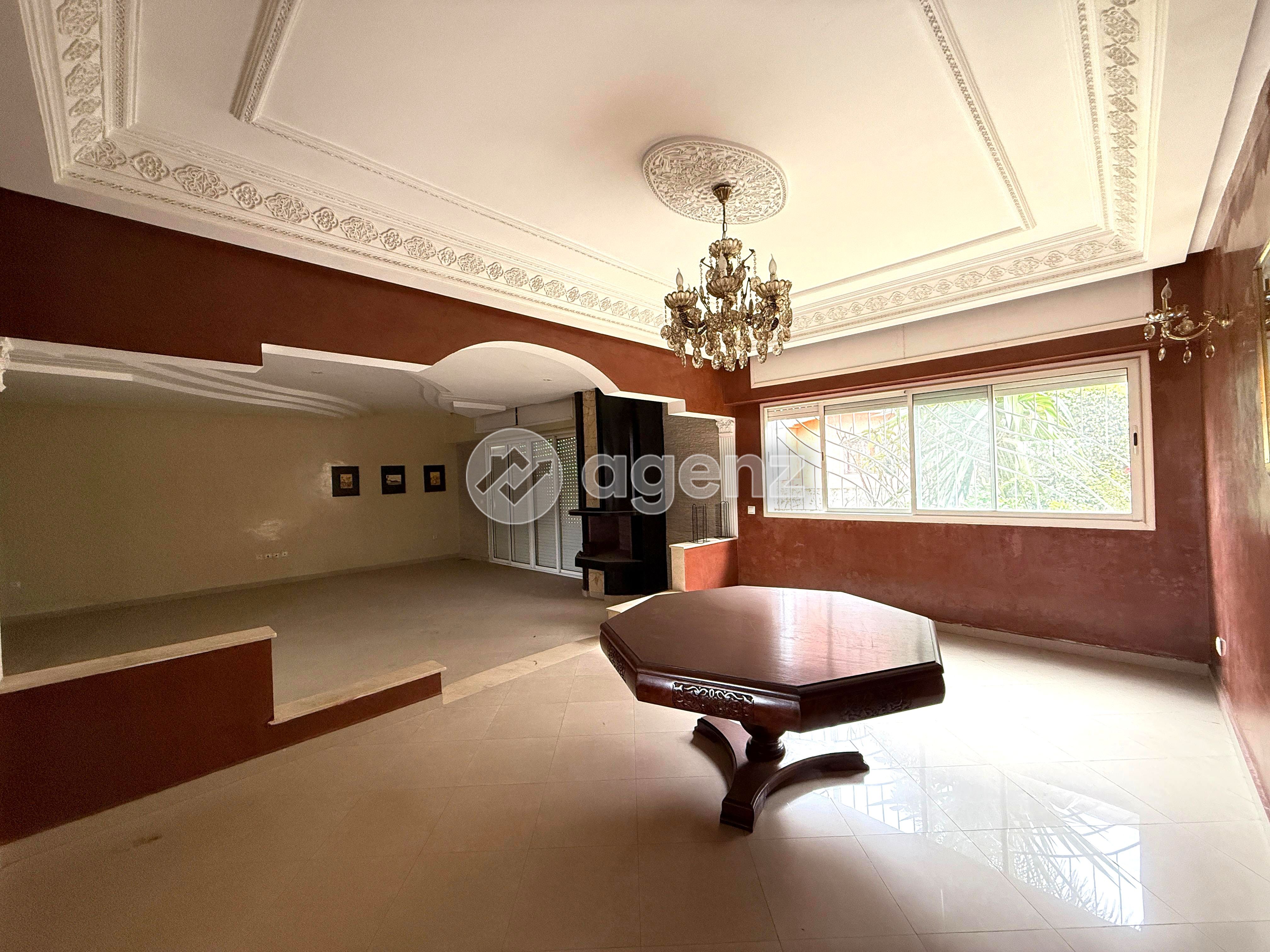 Villa à vendre à Sidi Maarouf