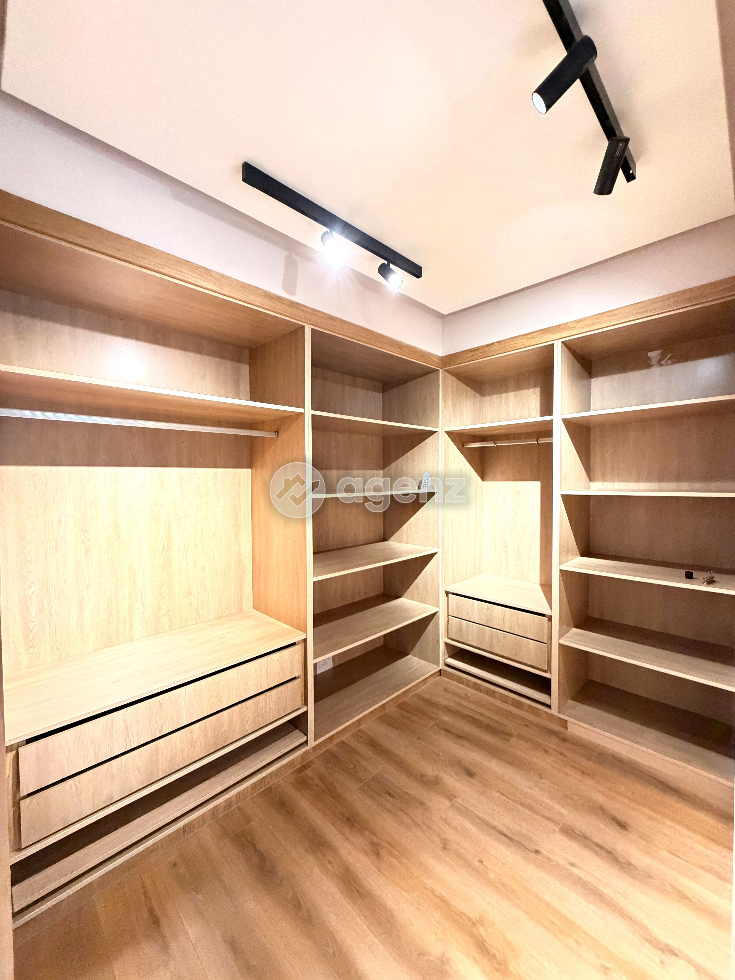Exceptionnel Appartement de 2 chambres à vendre à el menzeh — 5