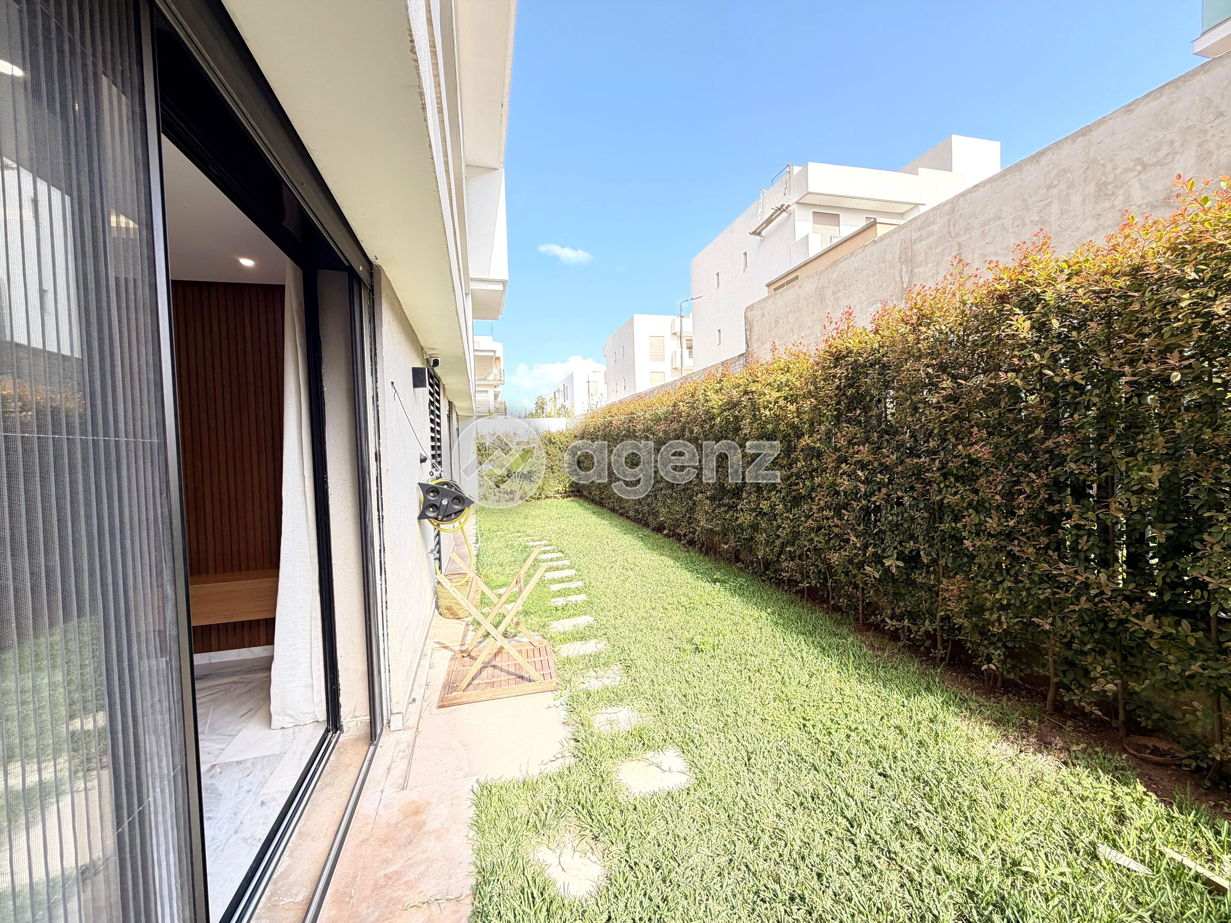 Exceptionnel Appartement de 2 chambres à vendre à el menzeh — 4