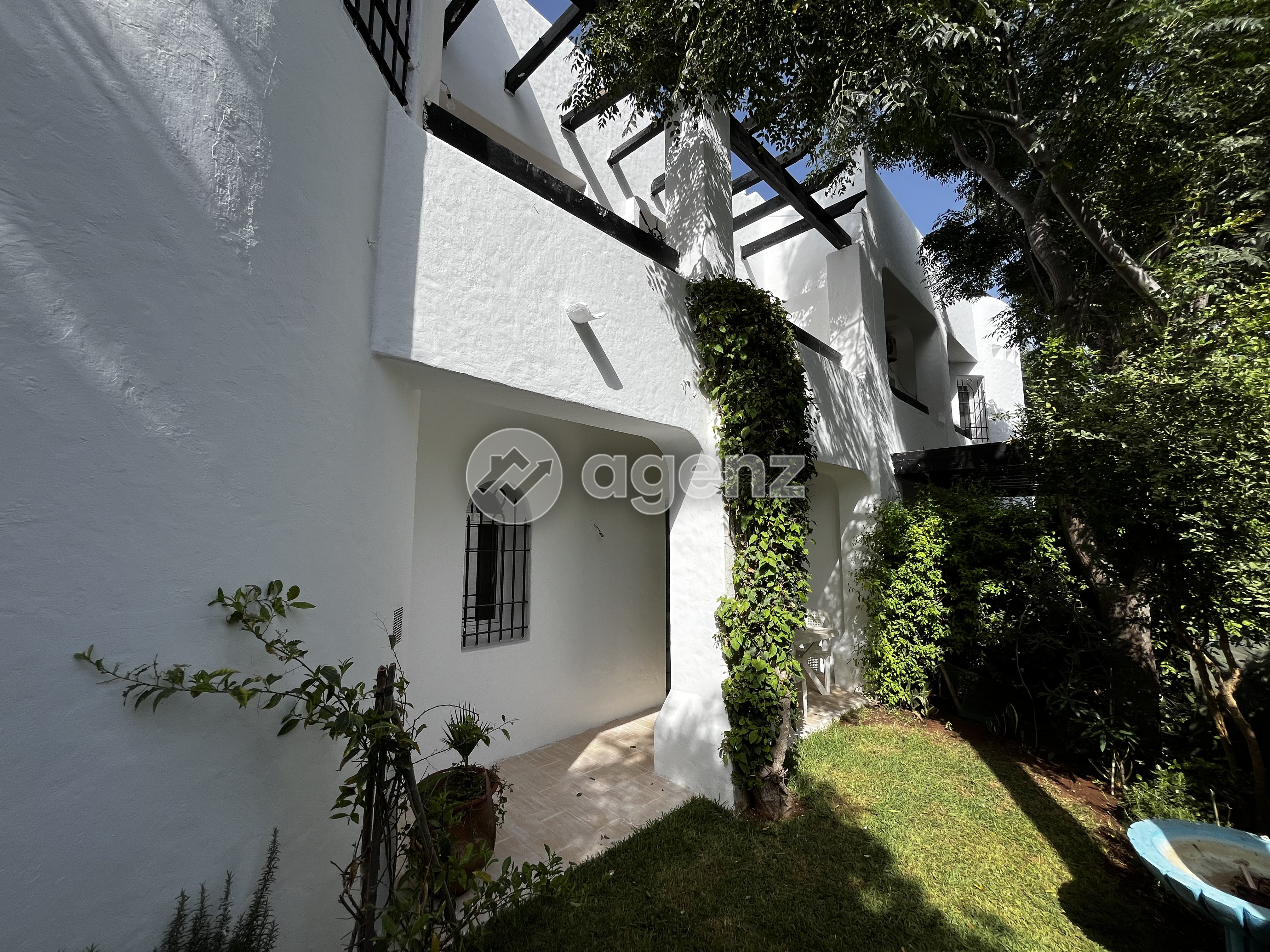 Villa avec piscine - Sans vis-à-vis — 2