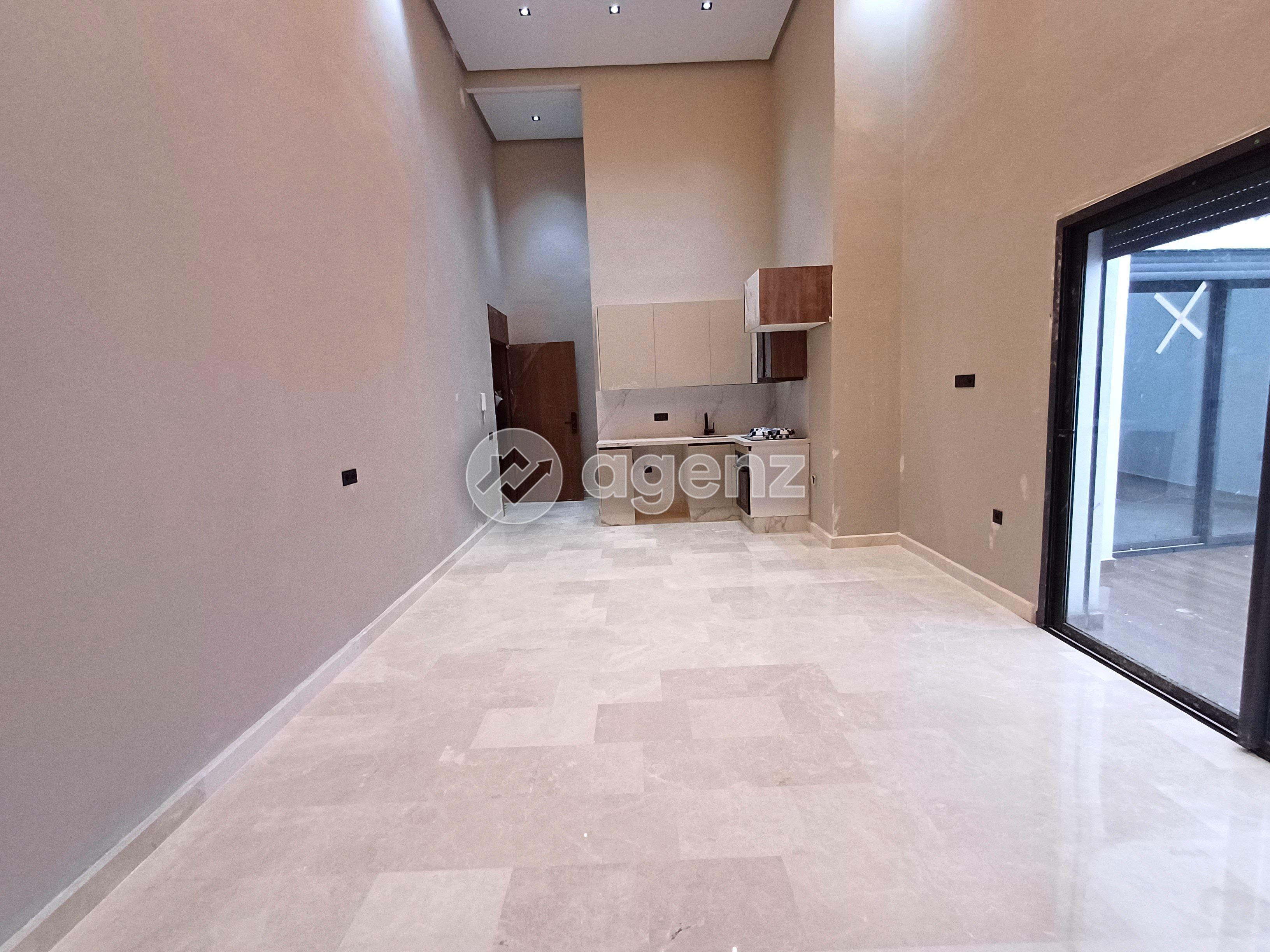 Appartement à vendre à 2 Mars — 2