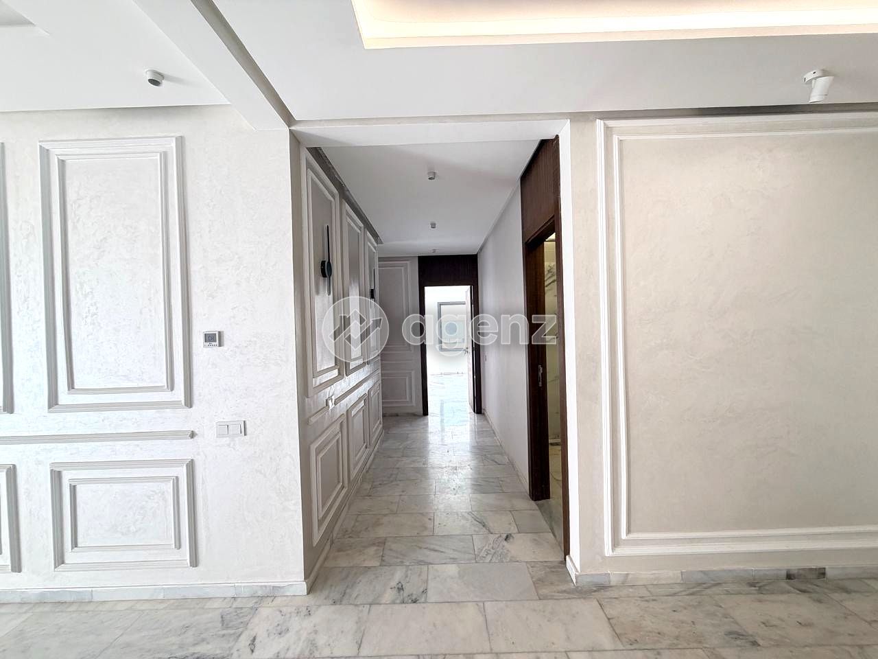 Charmant Appartement de 3 chambres à louer à el menzeh — 2