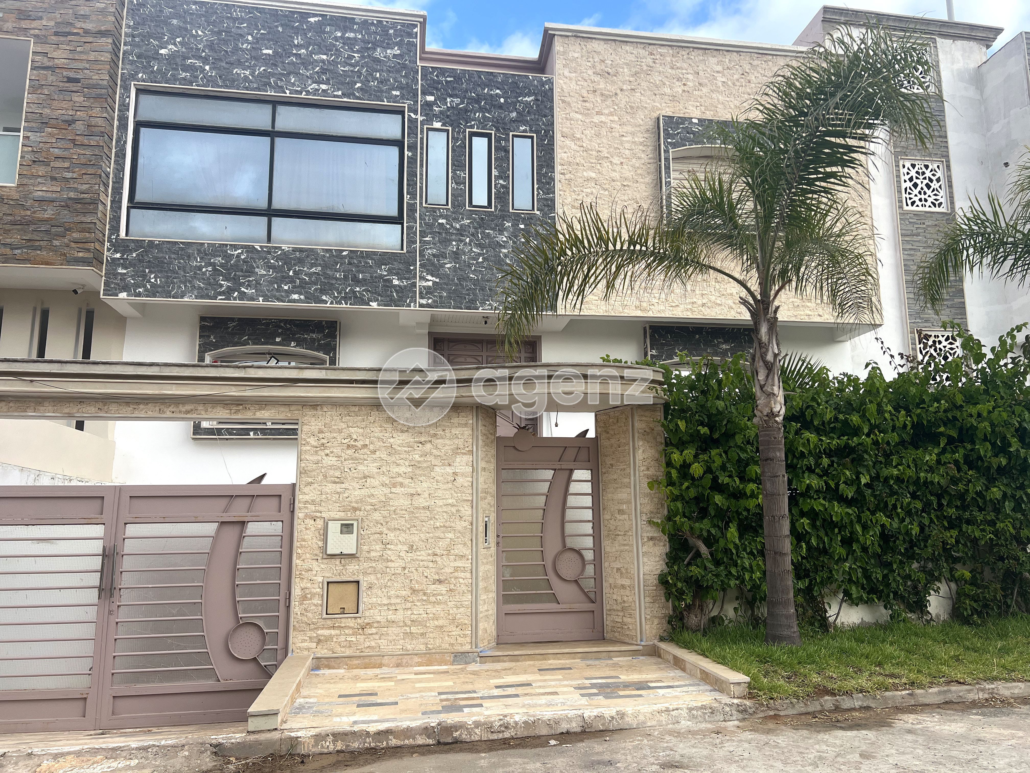 Villa à vendre à Alliance mehdia tranche1, kenitra 