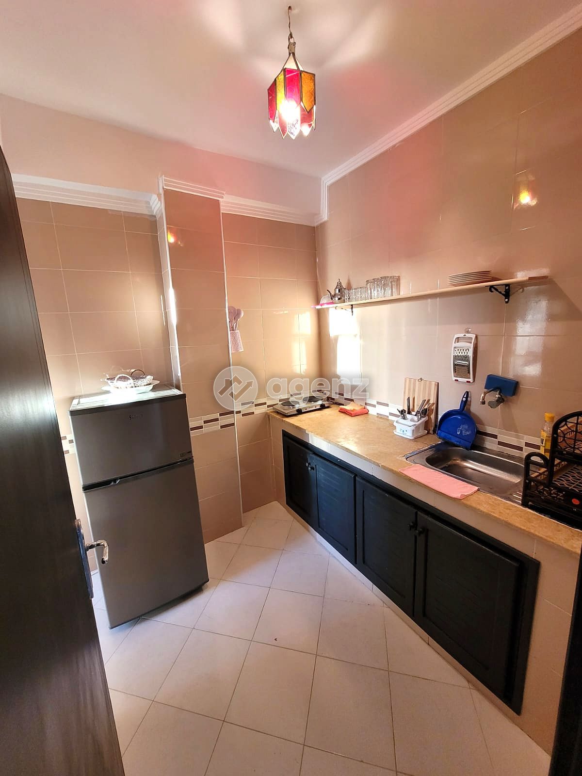 Appartement meublé à louer (5 min de la gare TGV) — 3