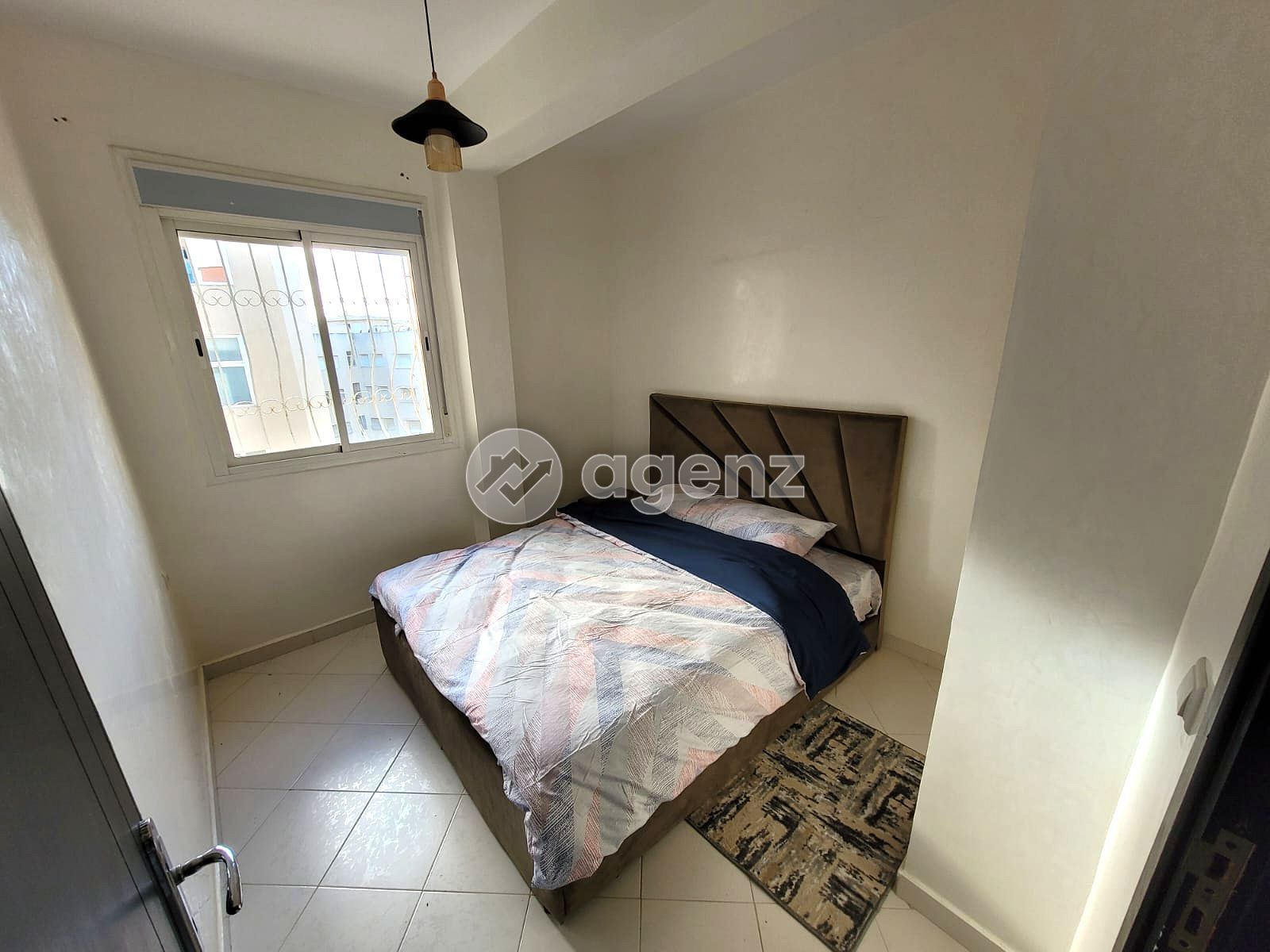 Appartement meublé à louer (5 min de la gare TGV) — 2