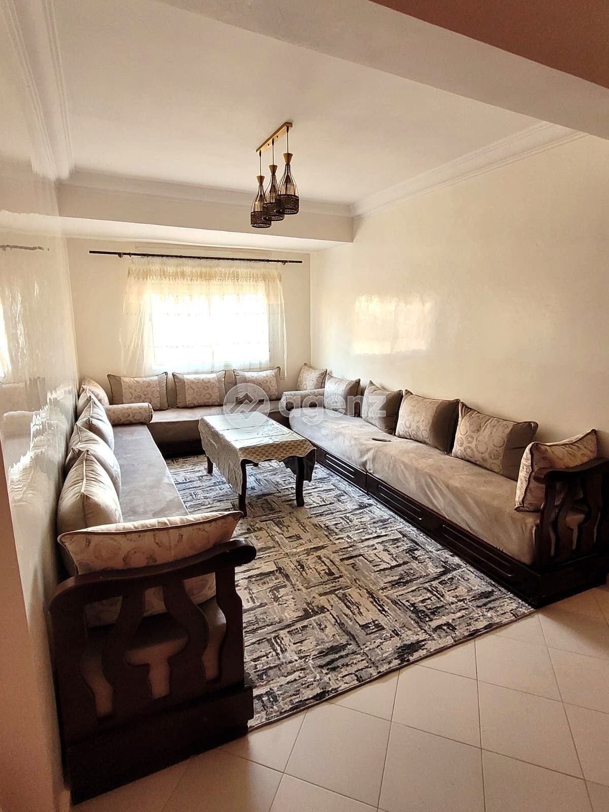 Appartement meublé à louer (5 min de la gare TGV)