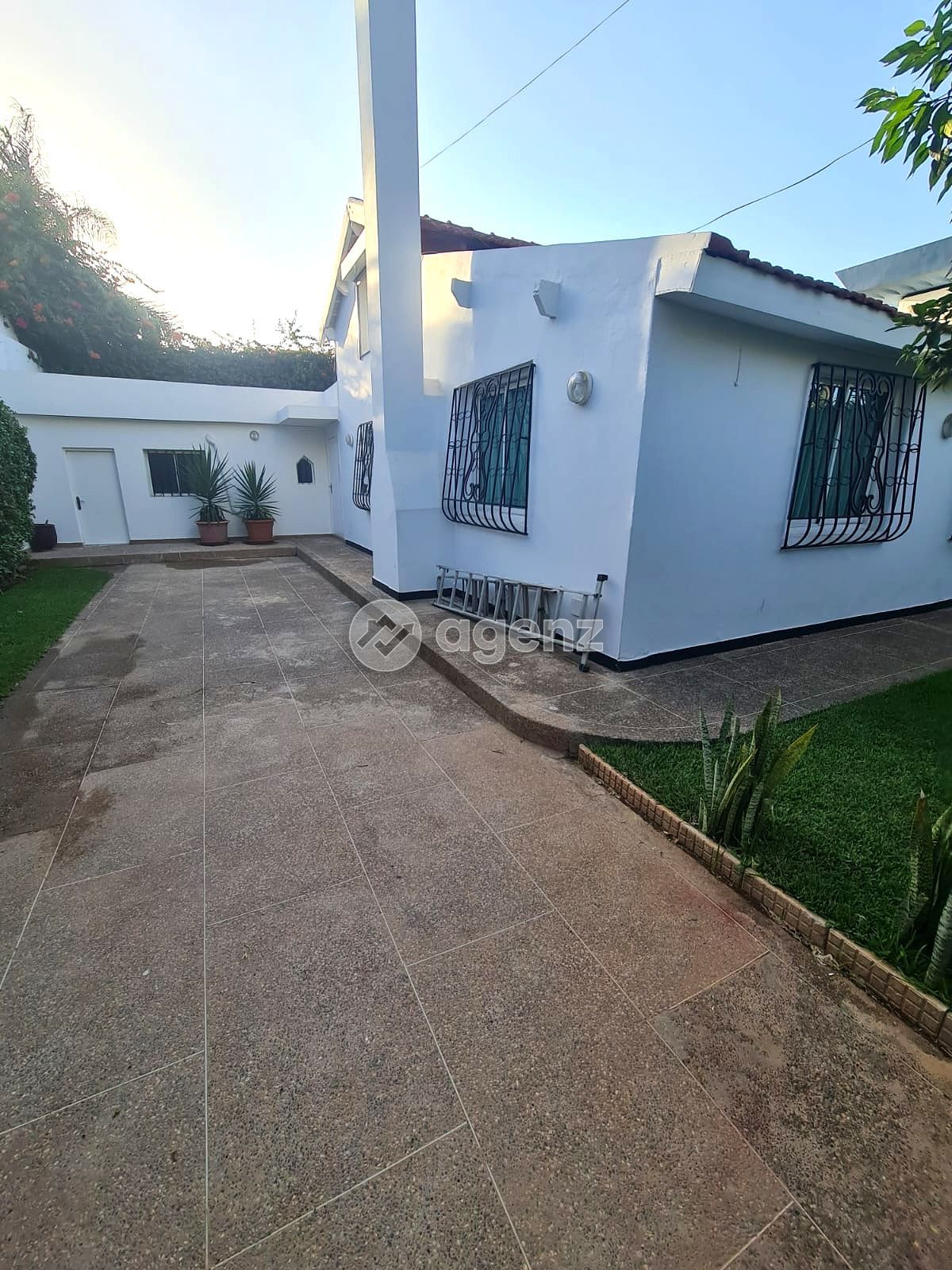 Villa à louer à Ain Diab Extension — 3