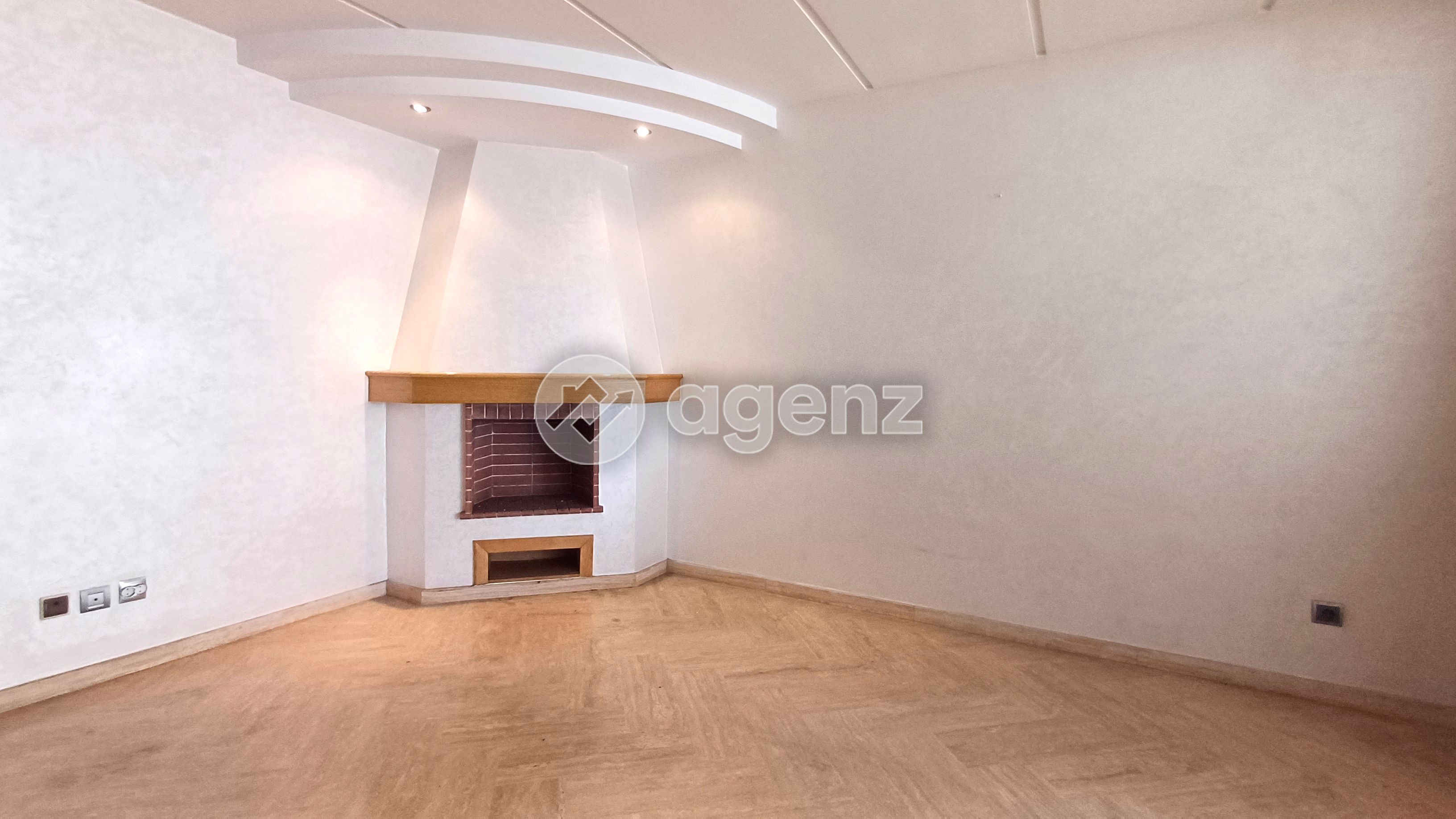 Appartement à vendre à 2 Mars — 5