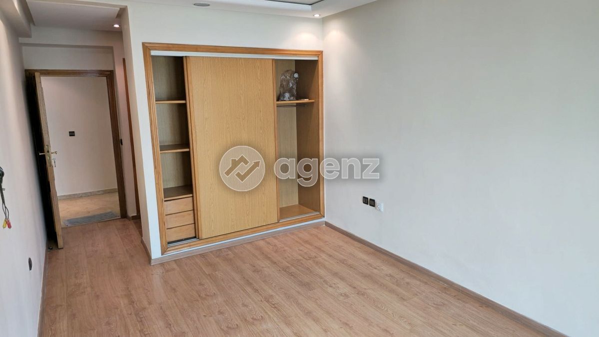 Luxueux Studio à vendre à Val Fleurie Val fleuri appartement a vendre SUP 175 M 4 CH  — 3