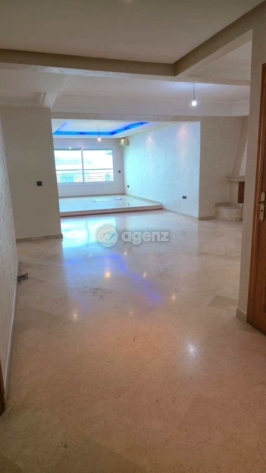 Luxueux Studio à vendre à Val Fleurie Val fleuri appartement a vendre SUP 175 M 4 CH 