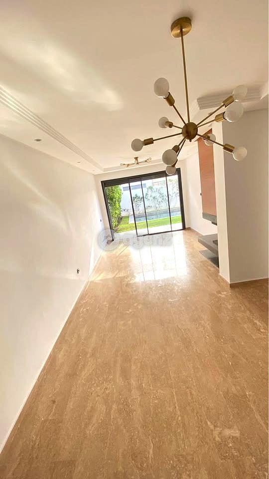 Charmant Appartement de 2 chambres à louer — 3
