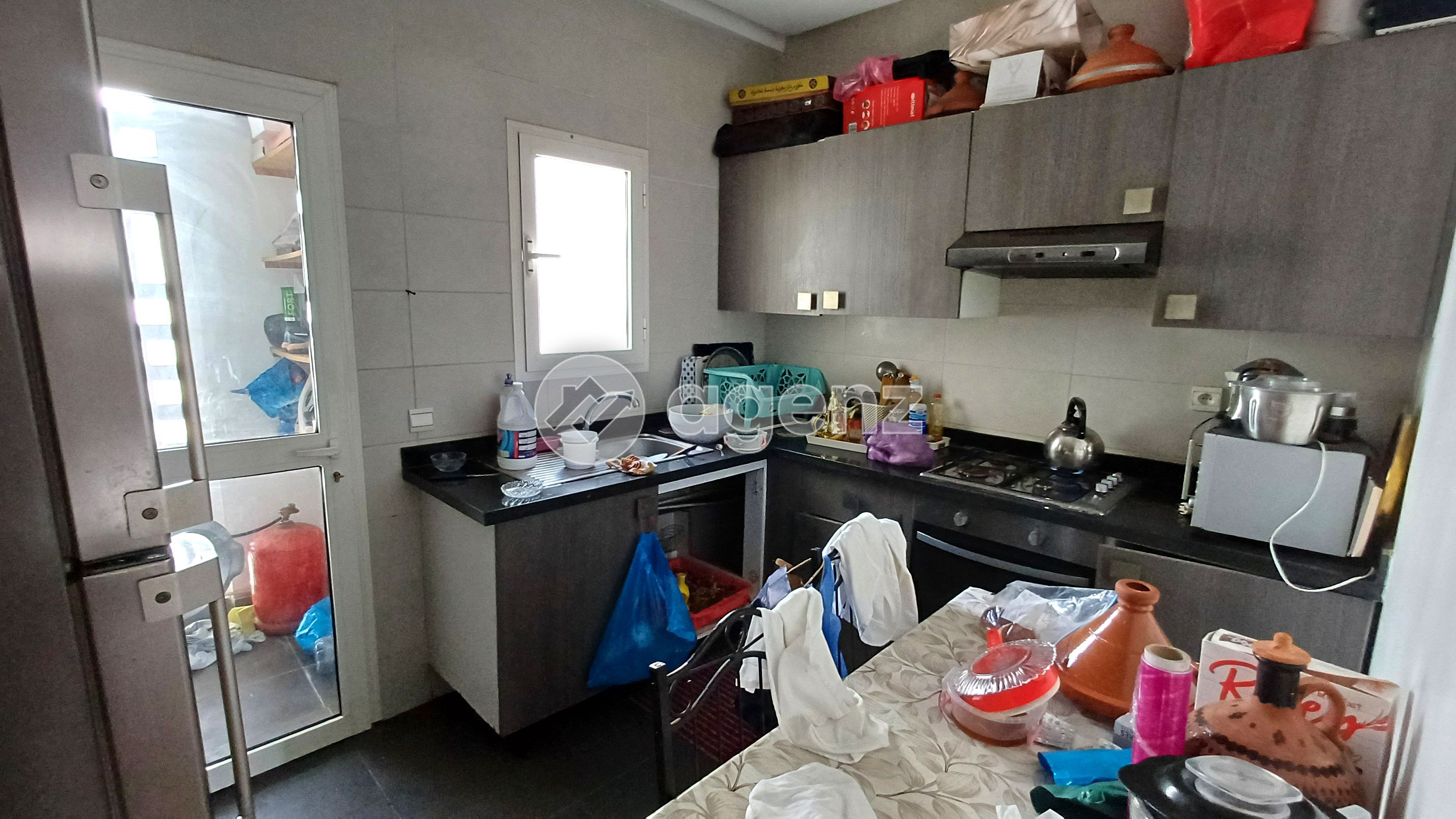 Luxueux Appartement de 3 chambres à vendre à Sidi Maarouf — 3