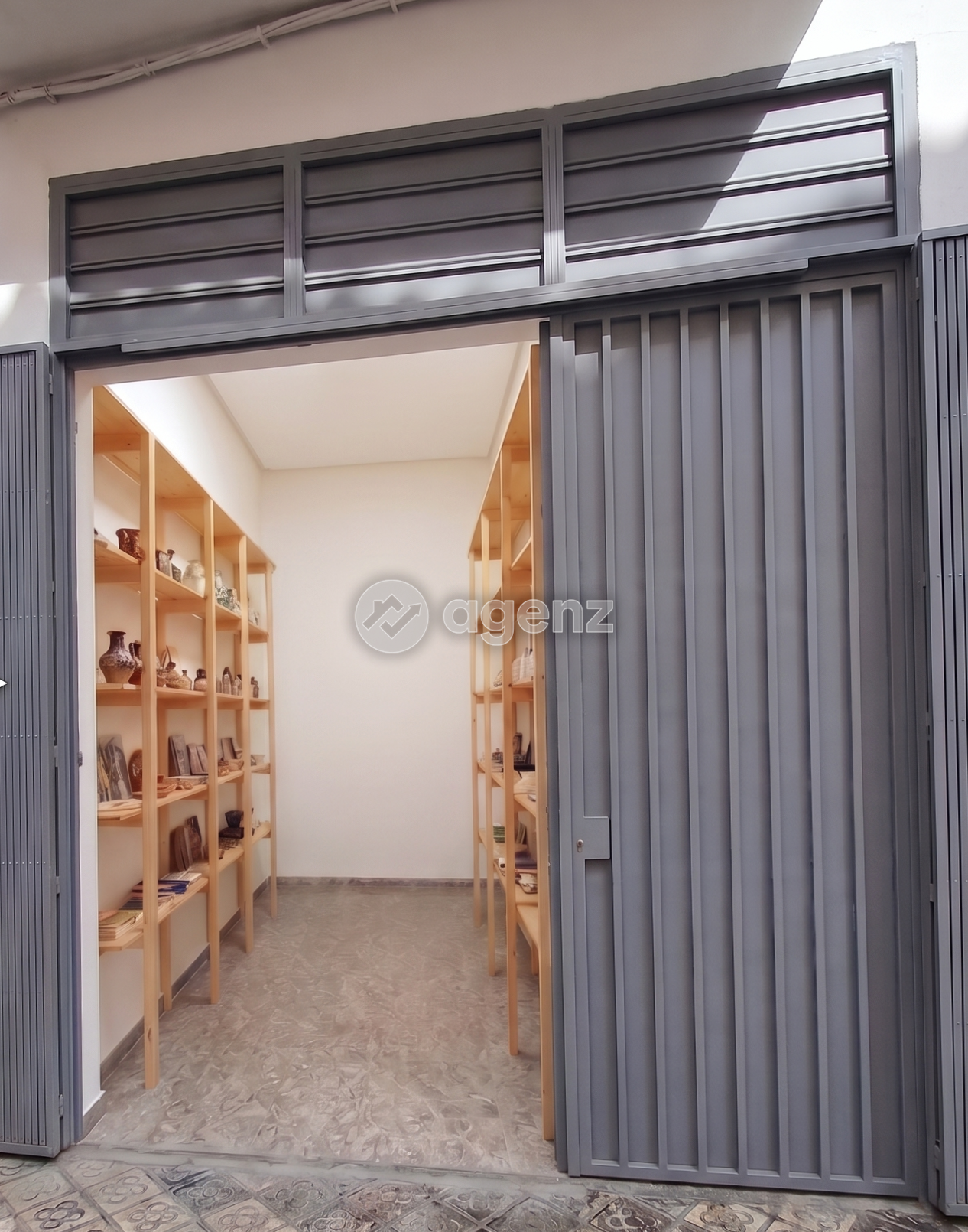Local commercial titré et rénové Oulfa 19m² + Mezzanine