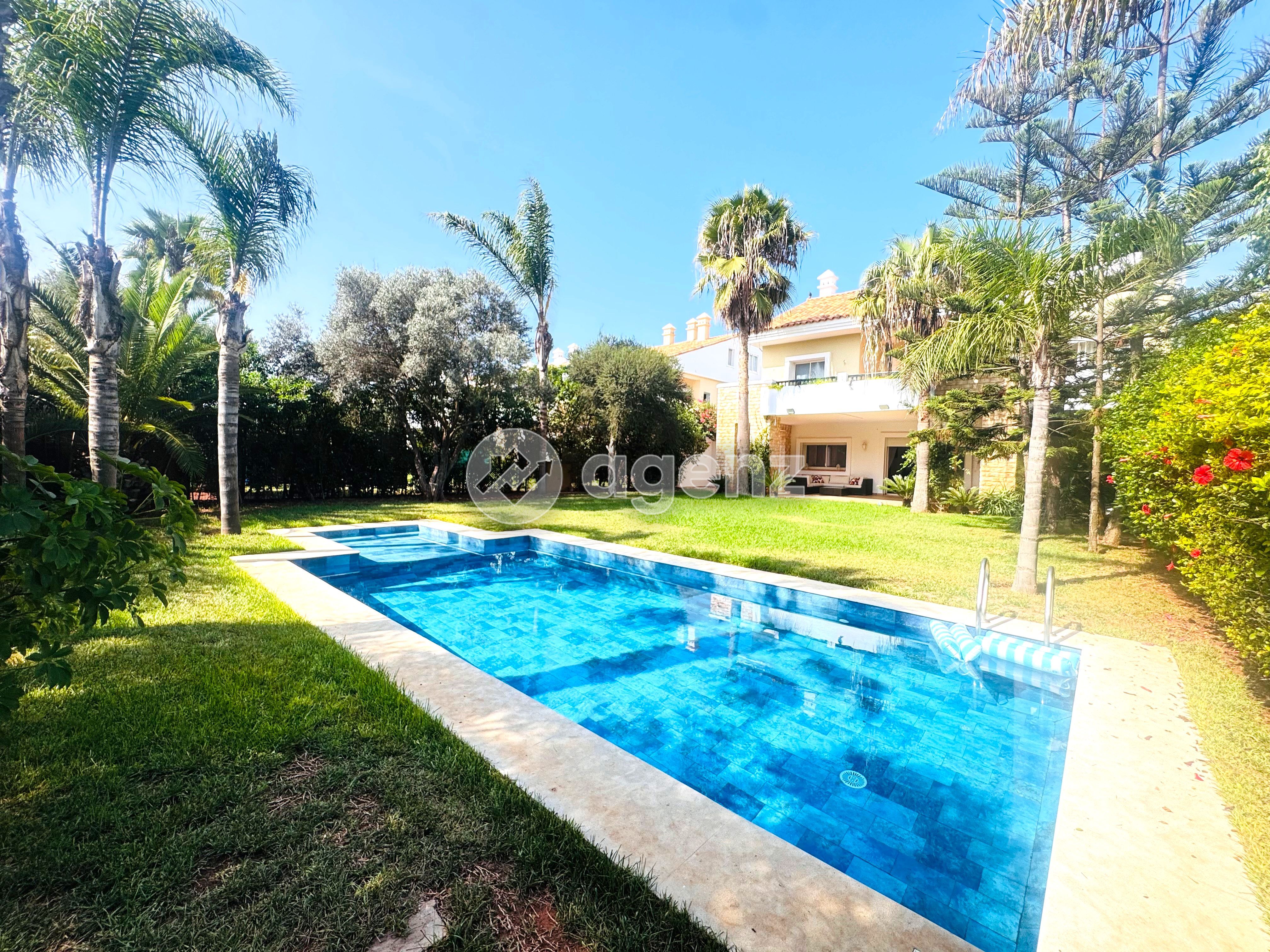 Villa de 4 chambres à louer à Dar Bouazza 