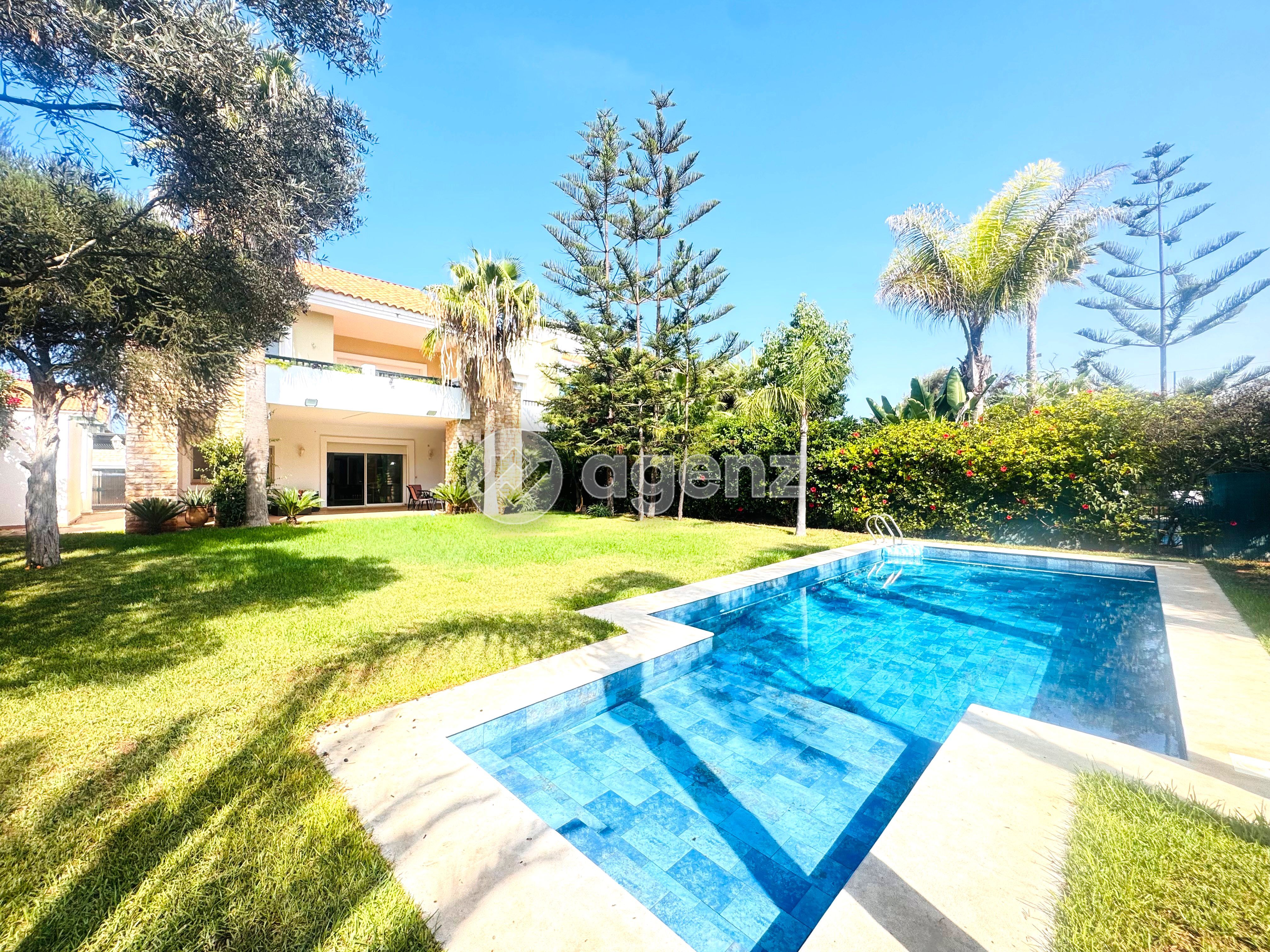 Villa de 4 chambres à louer à Dar Bouazza  — 4