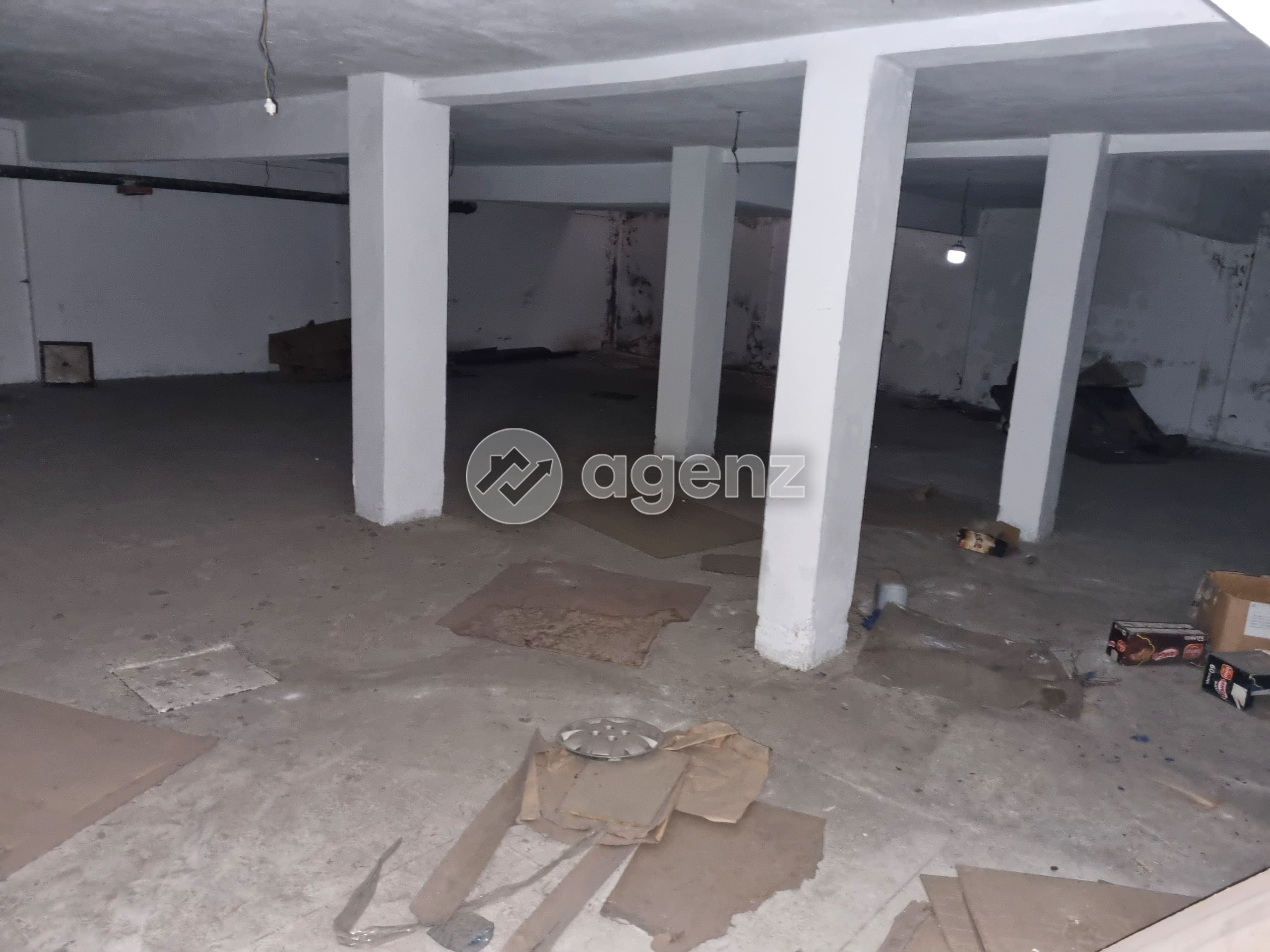 Local commercial de 422 m² à Sidi Maarouf - Casablanca  — 4