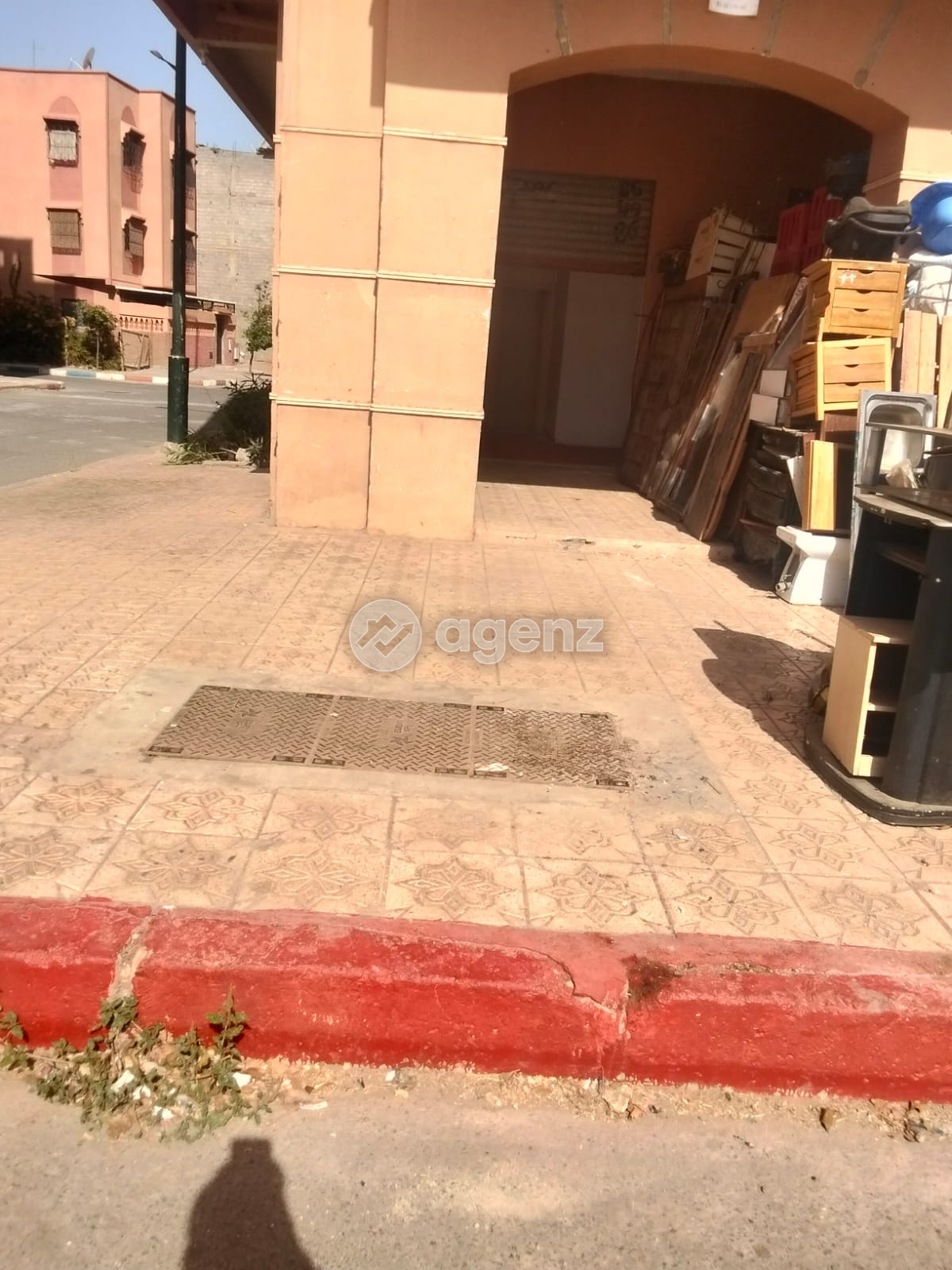 Magasin 17 m² à vendre à El Azzouzia — 4